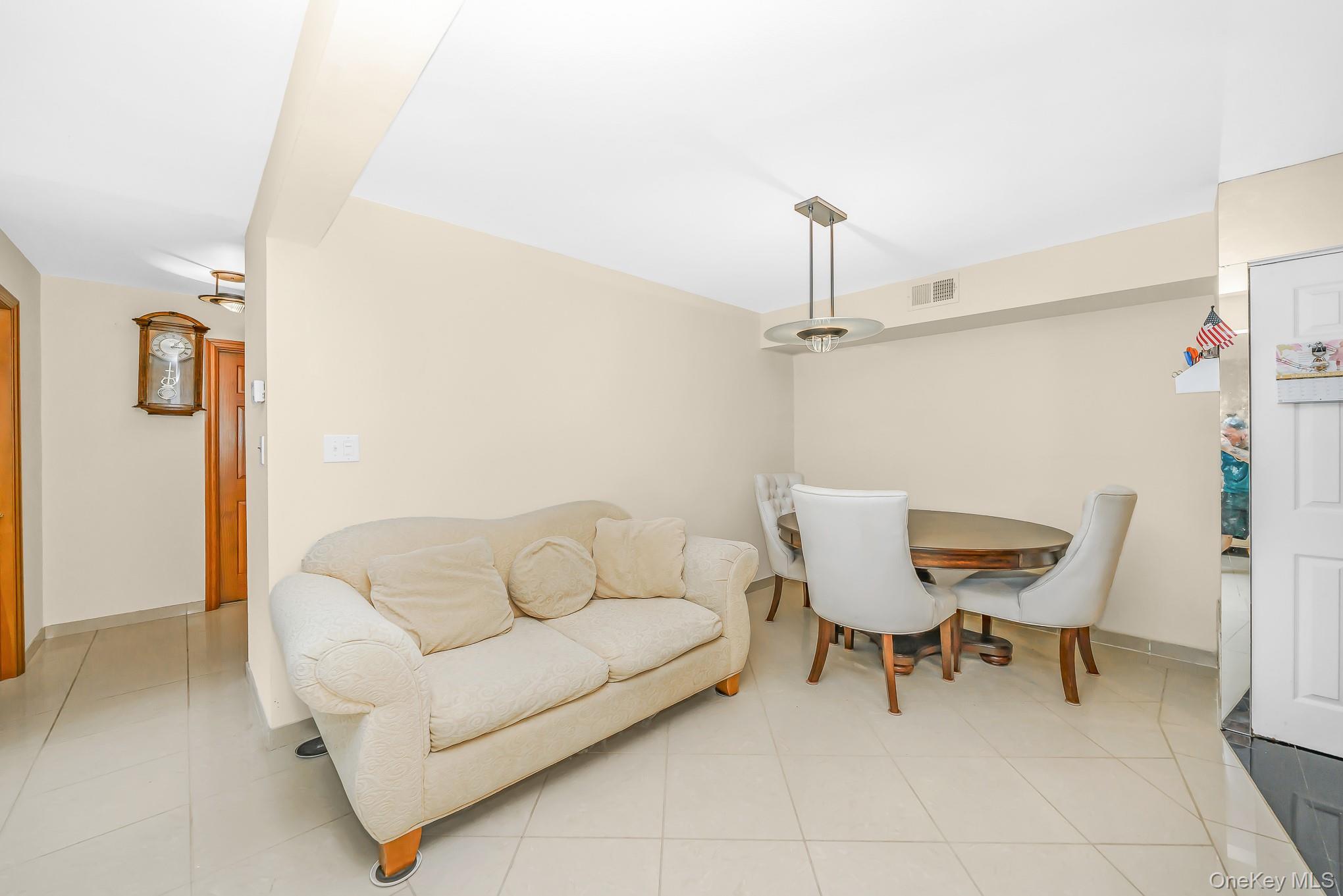 161 Feller Drive – For Sale photo 5