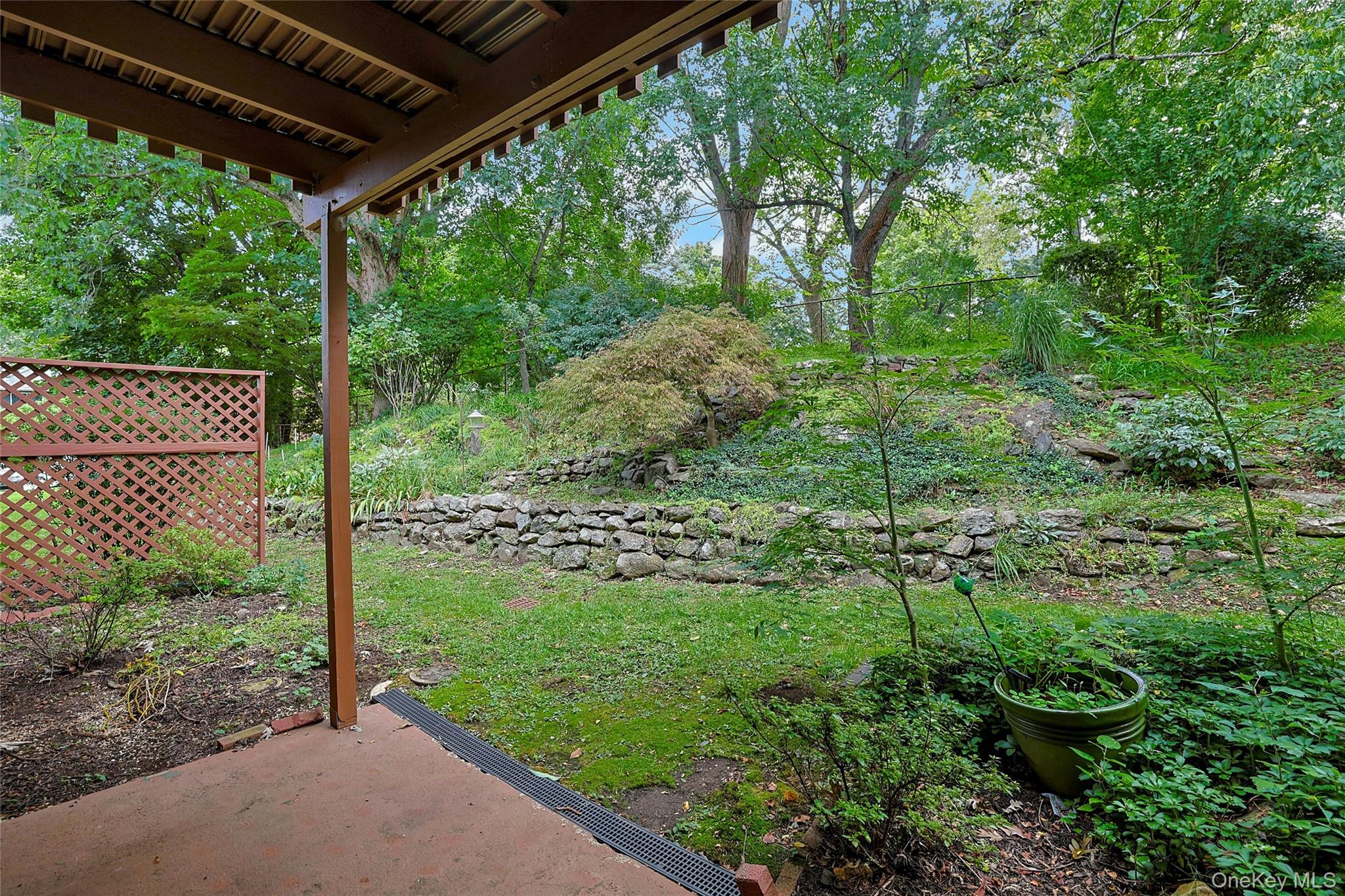 5 Coachlight Square – For Sale photo 13