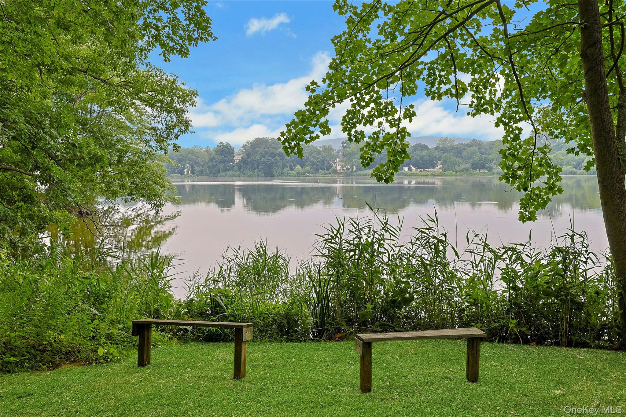 5 Coachlight Square – For Sale photo 17