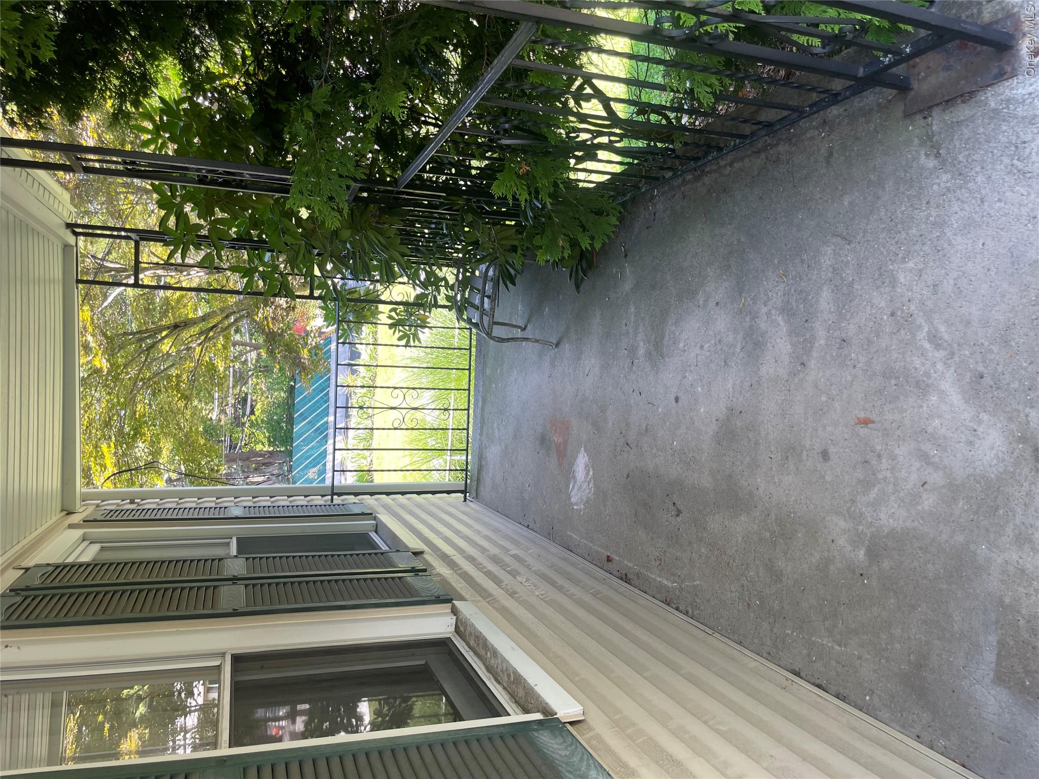 16 Taxter Road – For Rent photo 22