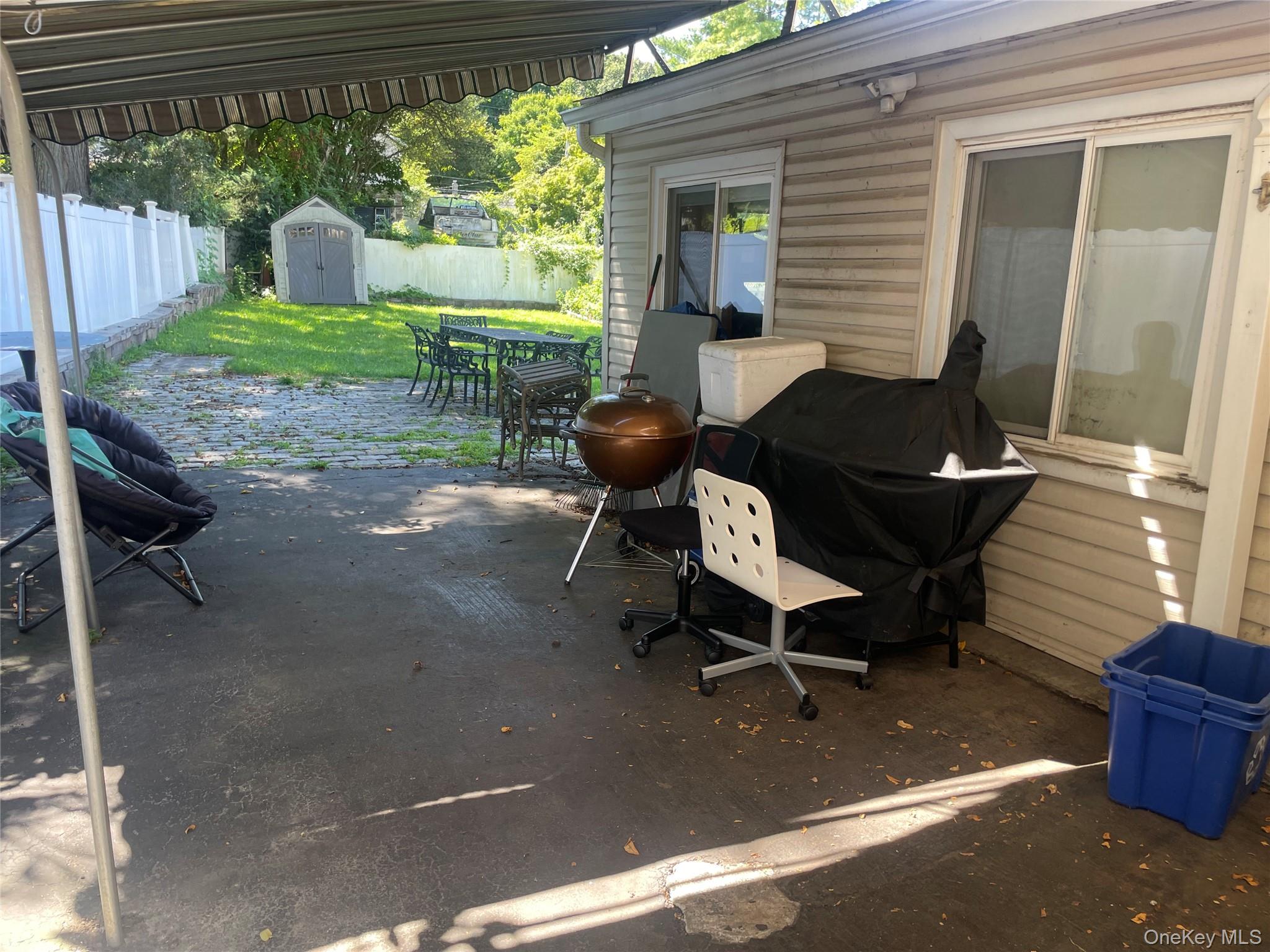 16 Taxter Road – For Rent photo 3