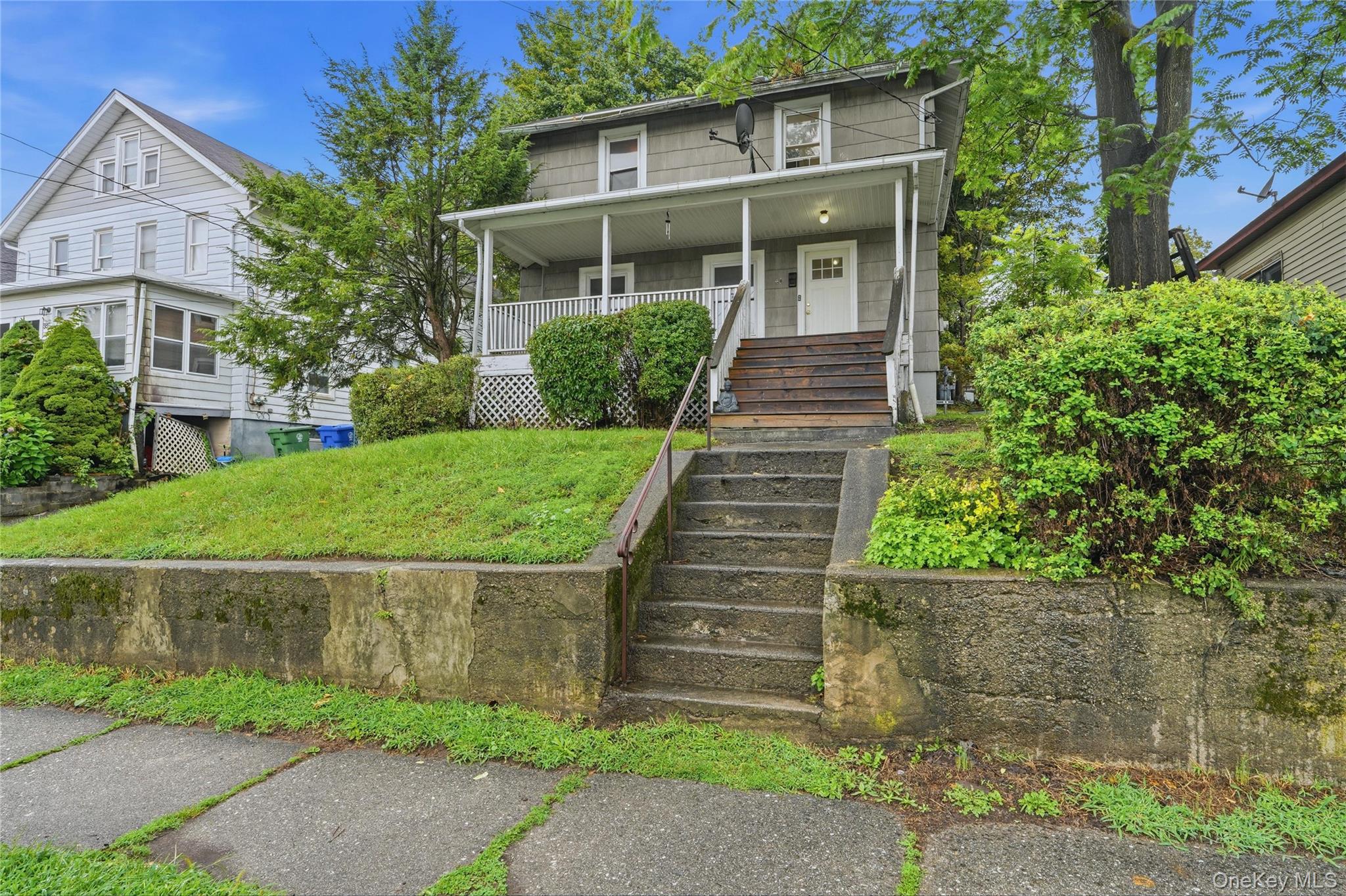 41 Irwin Avenue – For Sale