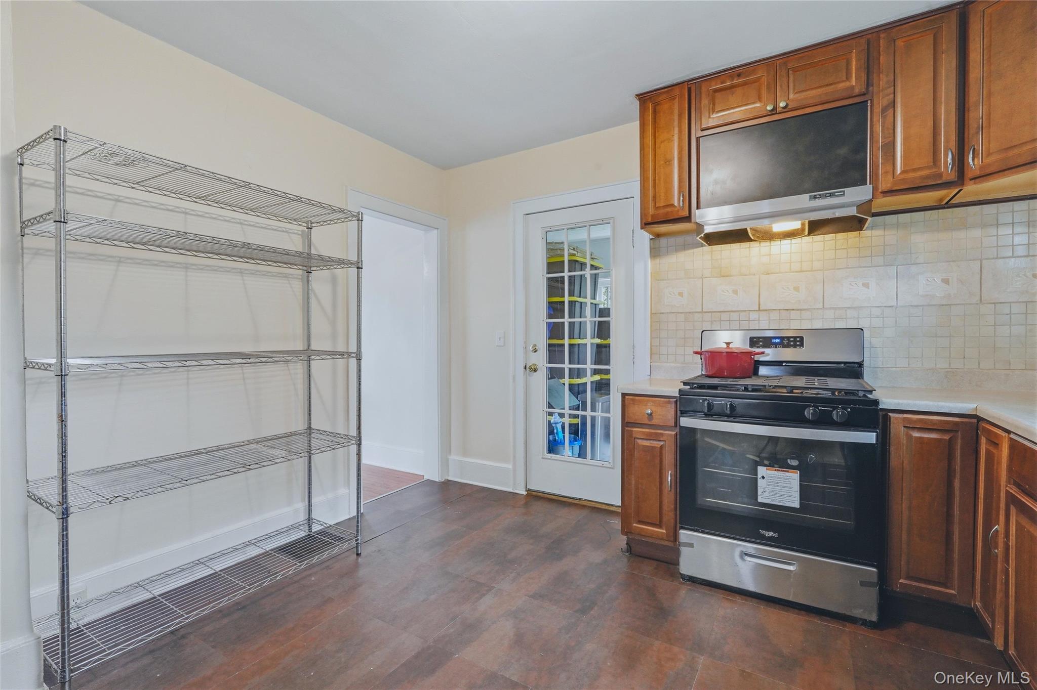 41 Irwin Avenue – For Sale photo 8