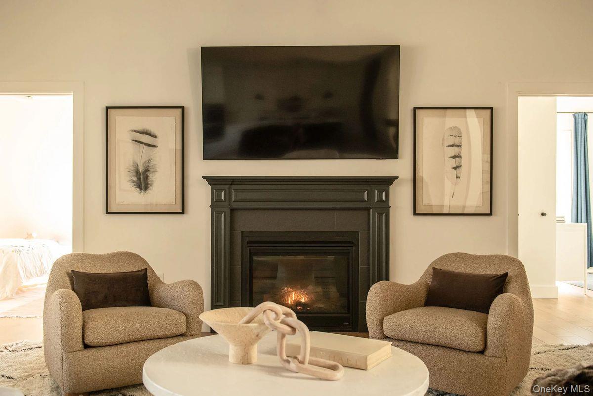 11 Crimson Hill Road – For Sale photo 12