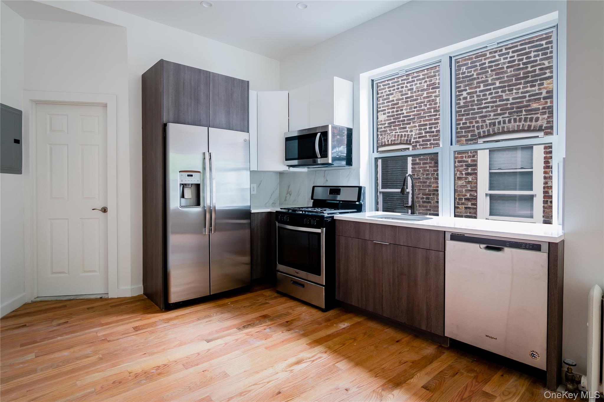 1501 Teller Avenue – For Sale photo 3