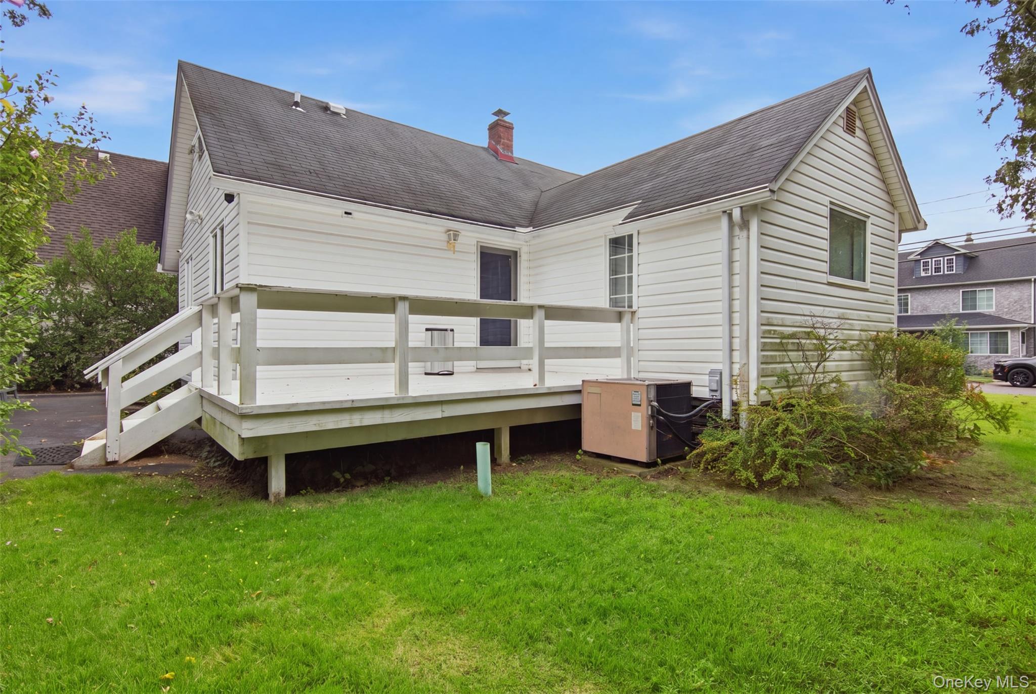 21 Sherrard Street – For Rent photo 15