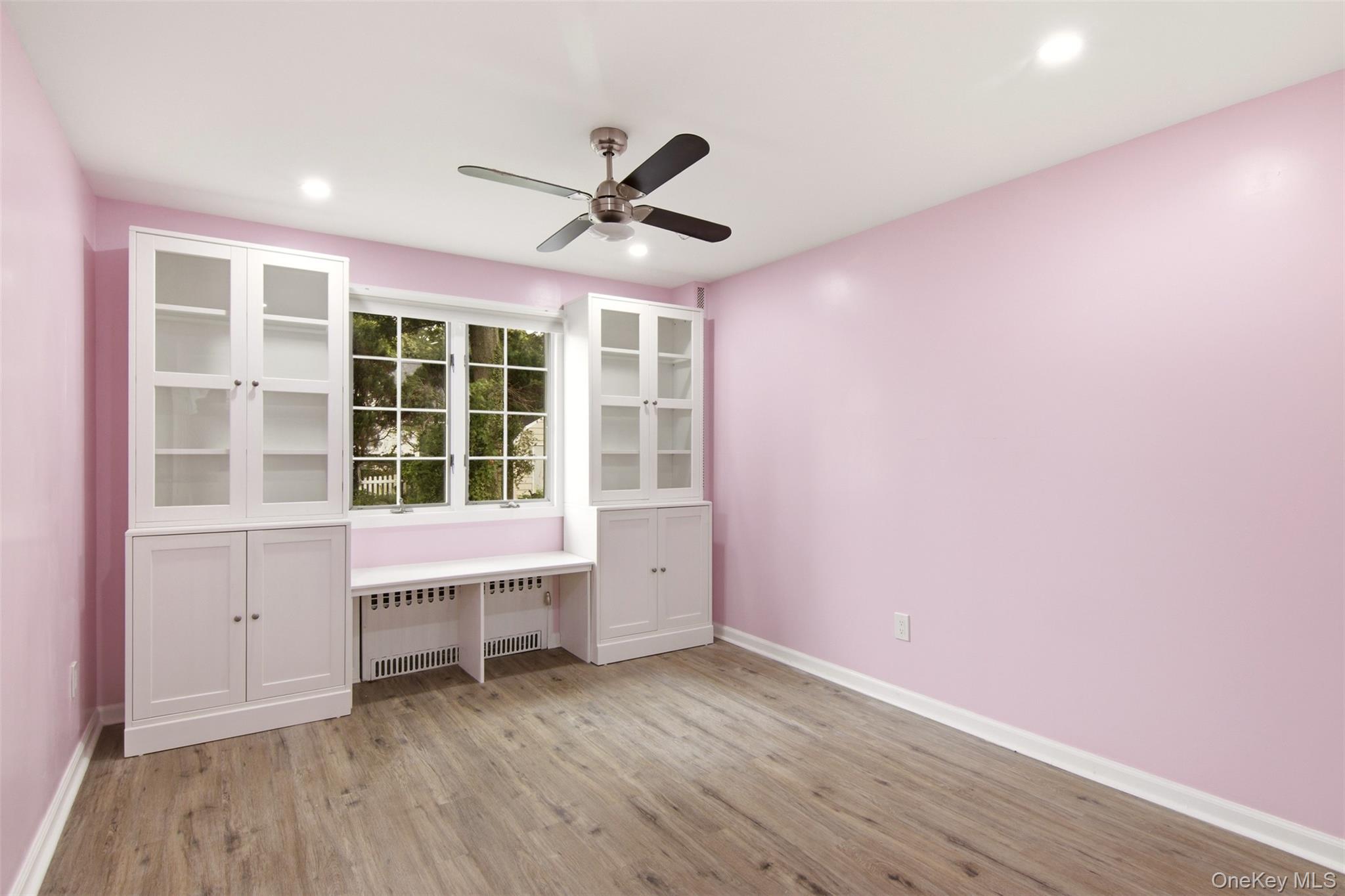 21 Sherrard Street – For Rent photo 8