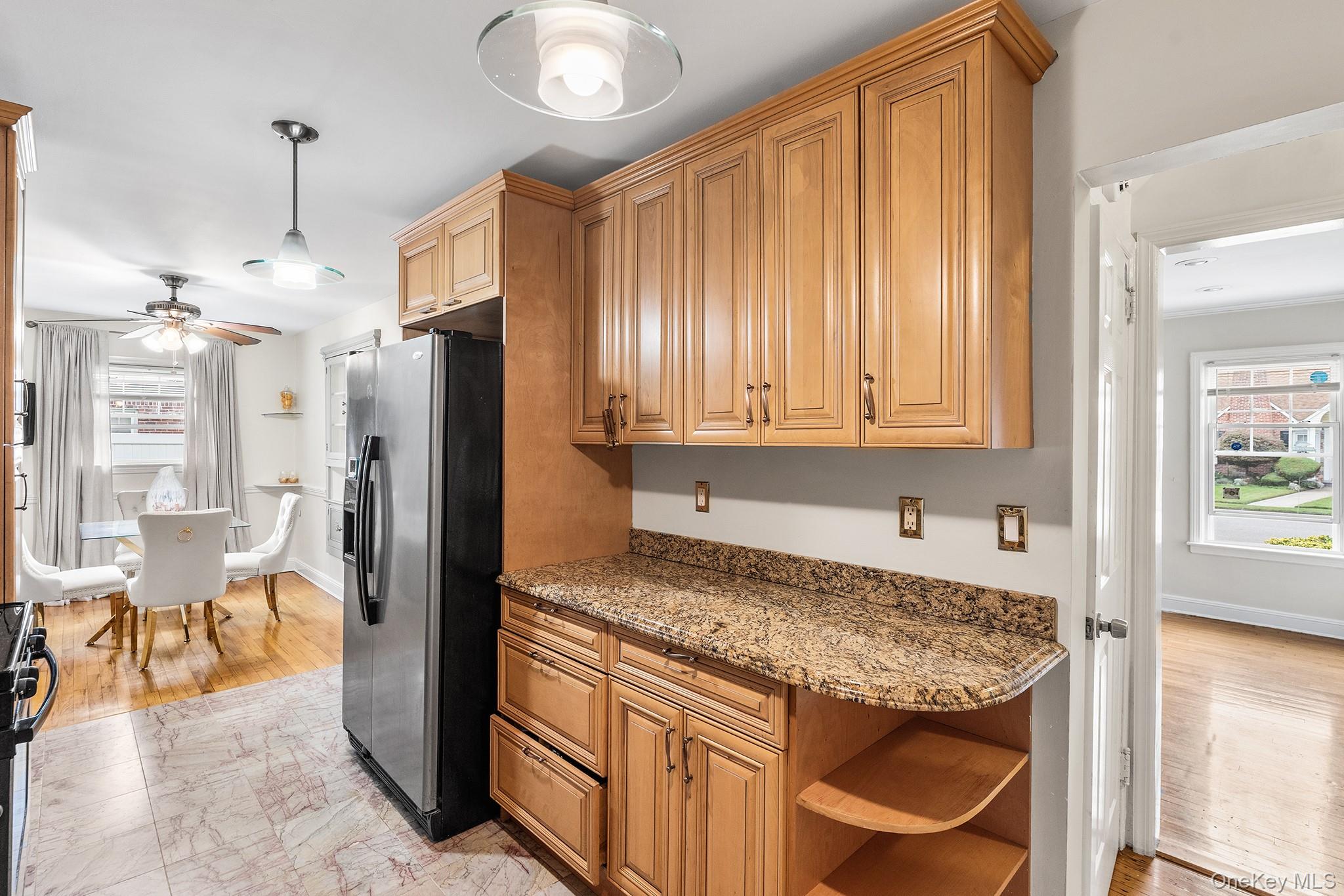 711 Charter Court – For Sale photo 13