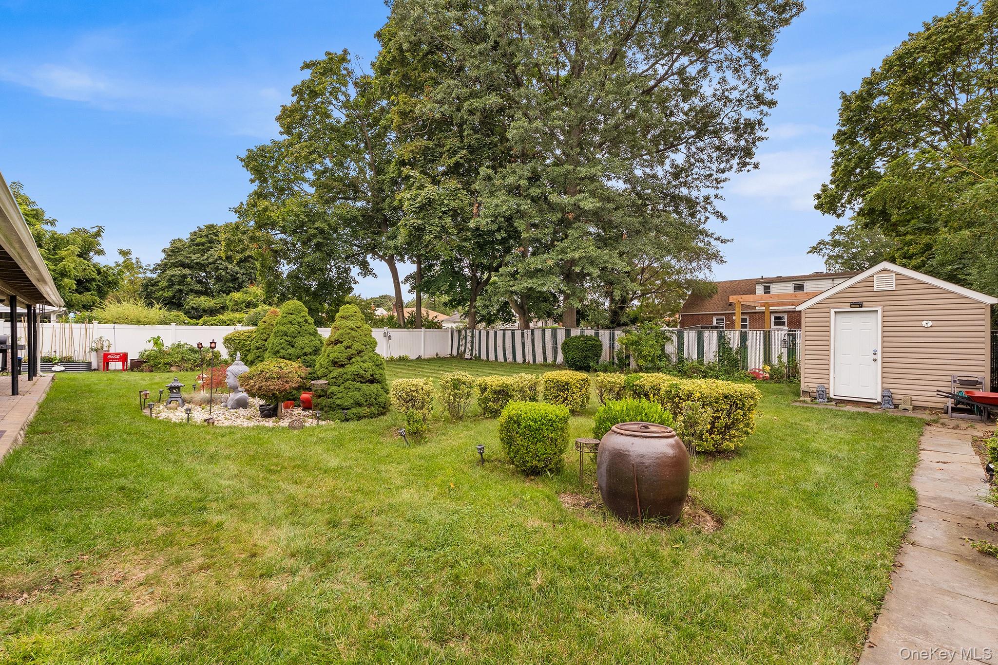 711 Charter Court – For Sale photo 44