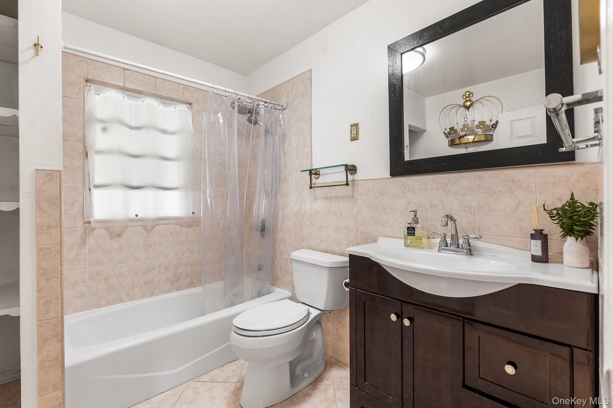 711 Charter Court – For Sale photo 14