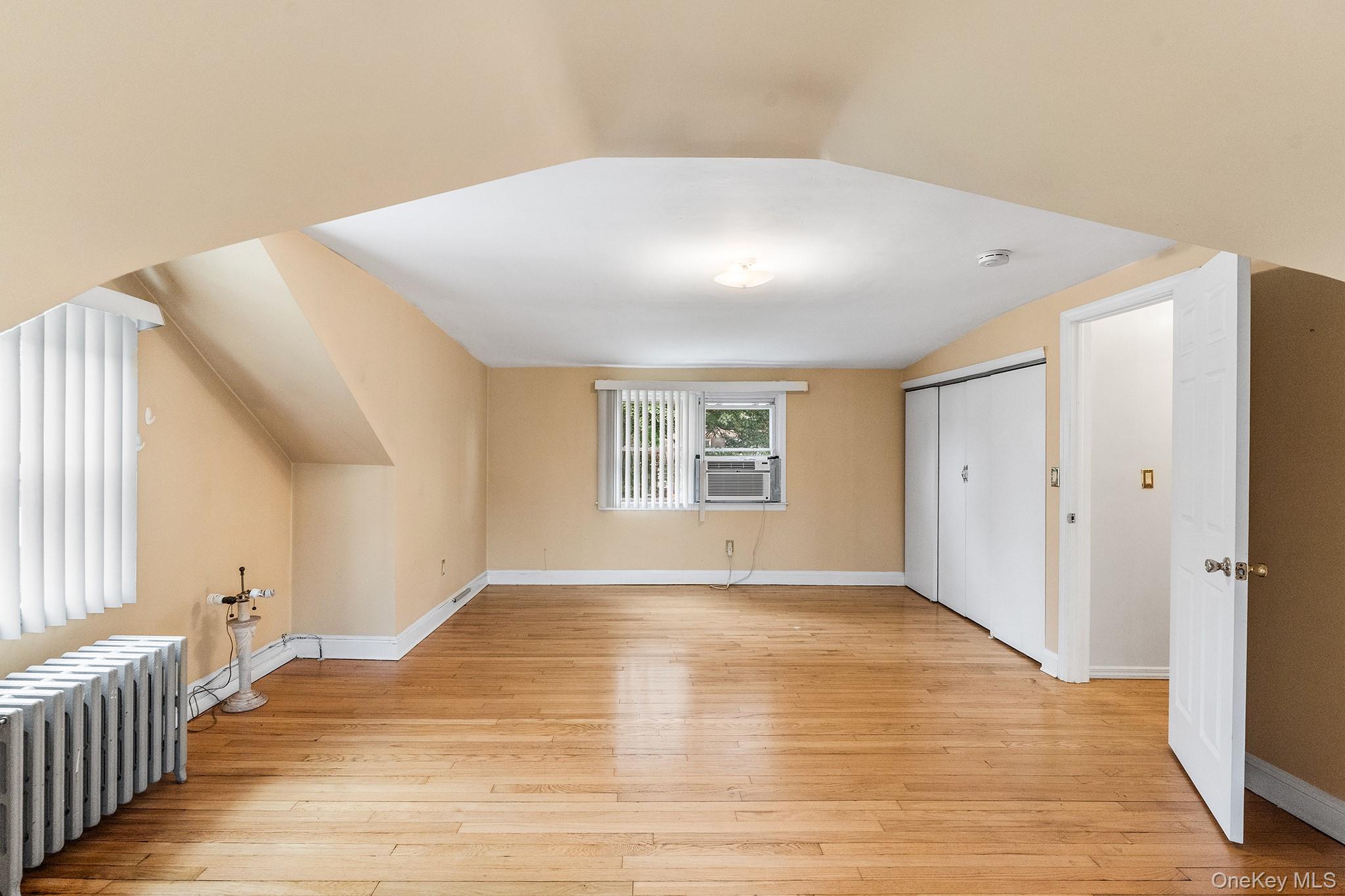 711 Charter Court – For Sale photo 23