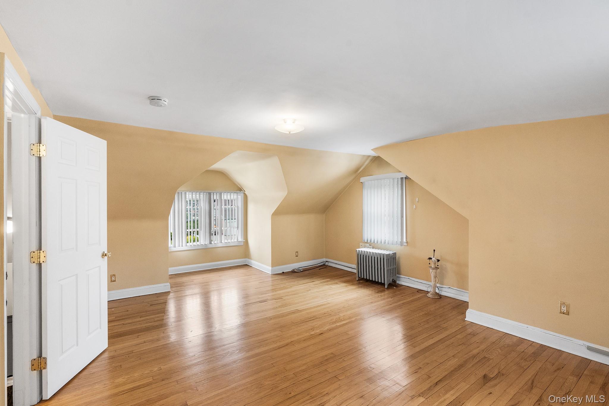 711 Charter Court – For Sale photo 21