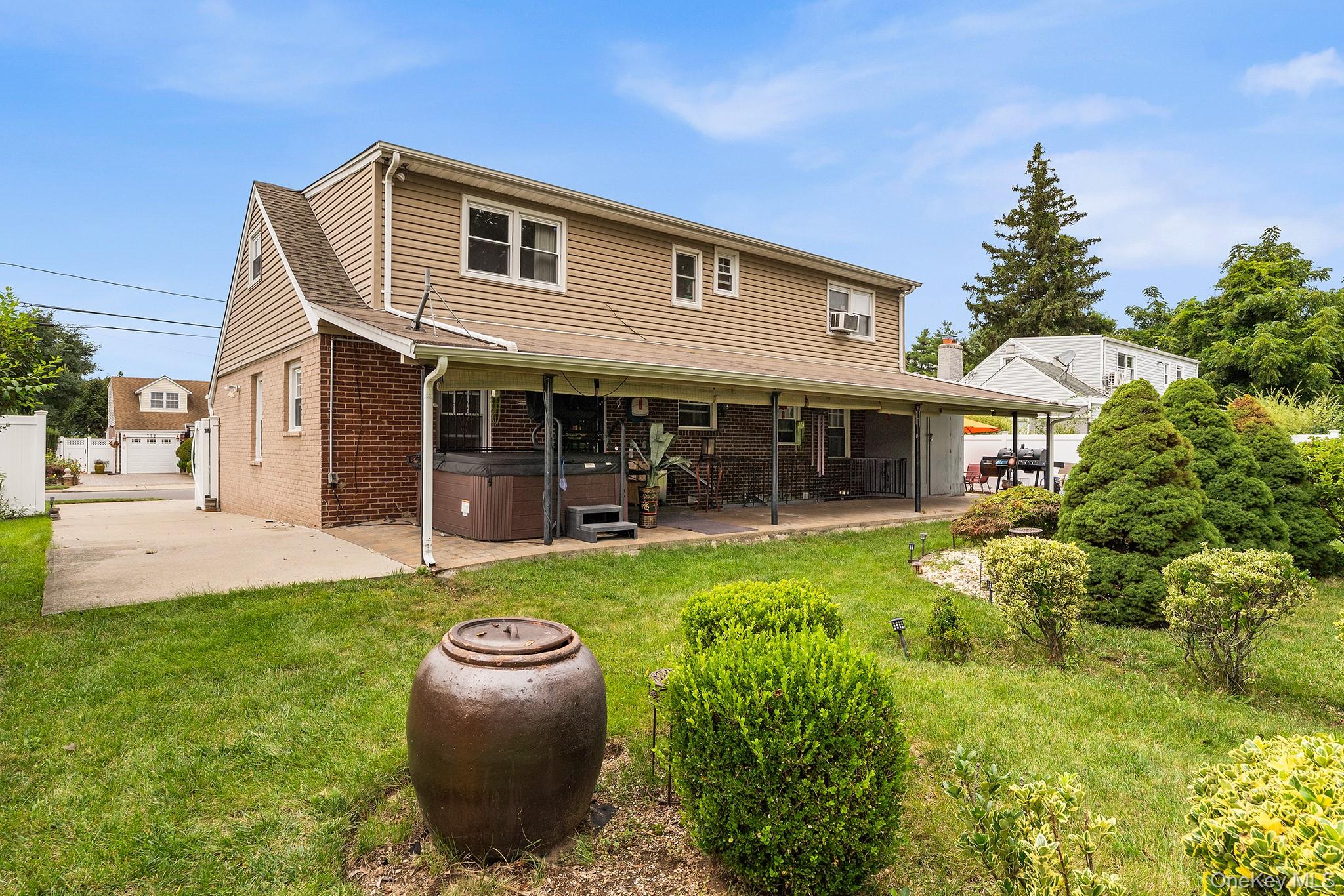 711 Charter Court – For Sale photo 38