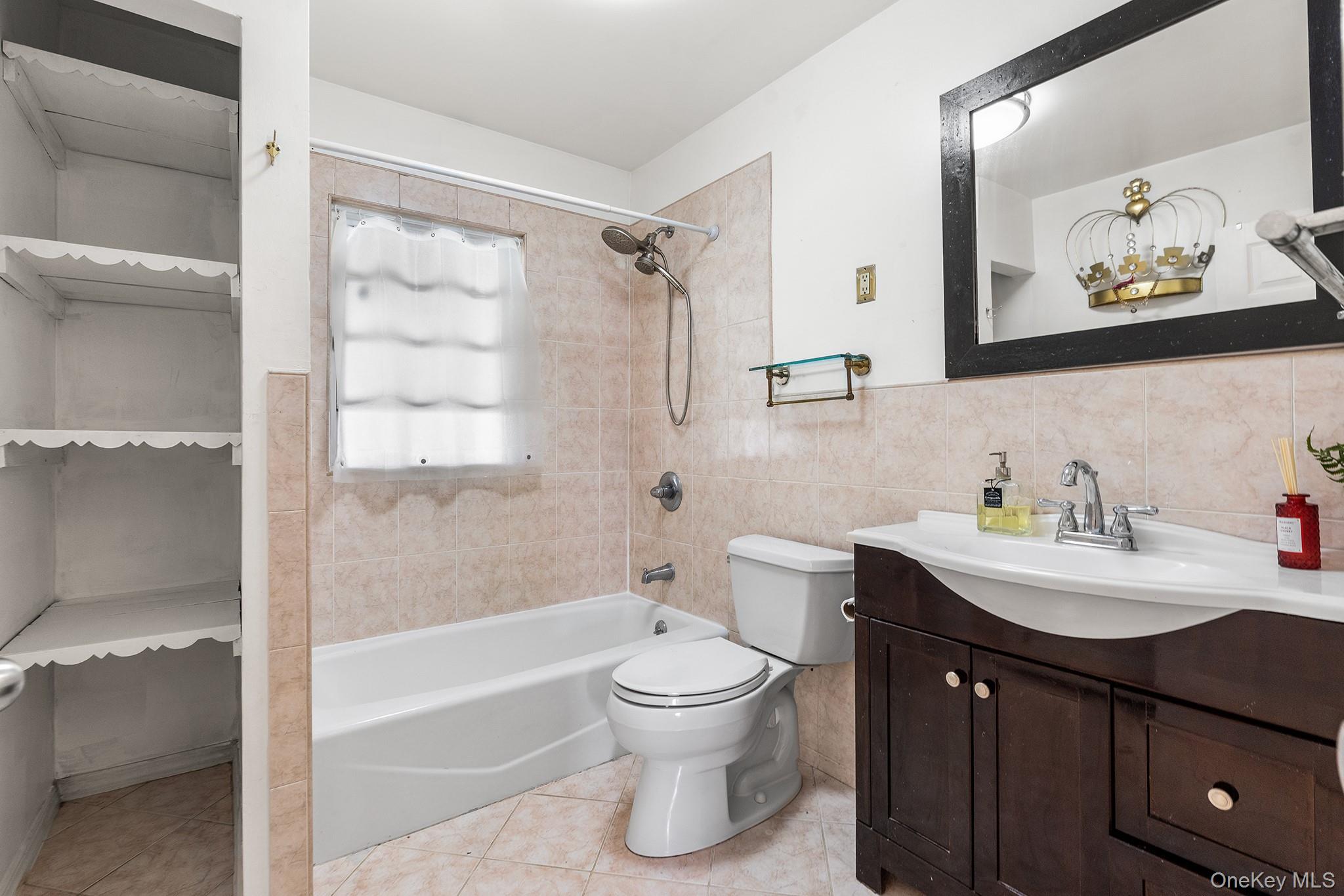 711 Charter Court – For Sale photo 15