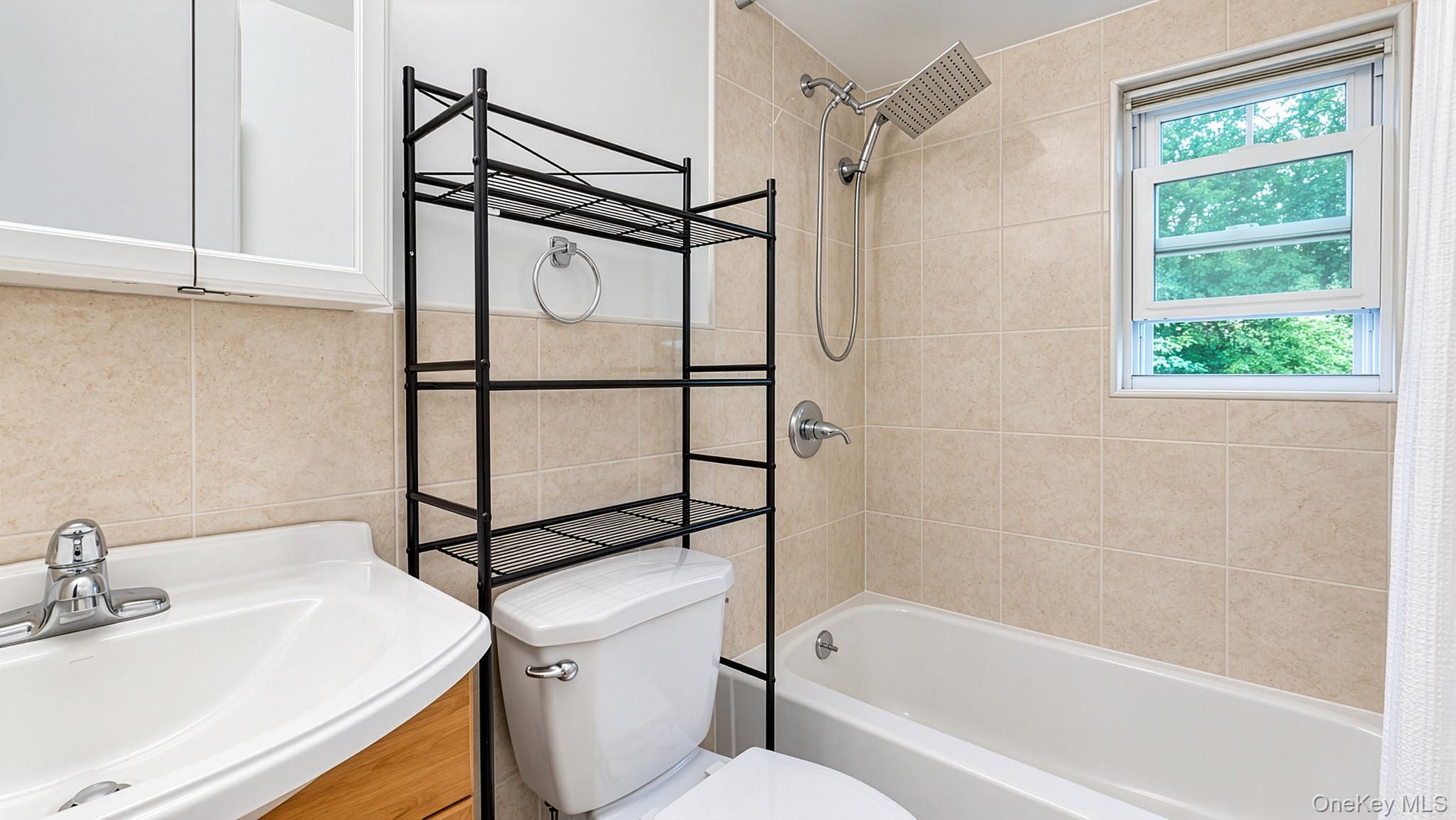 711 Charter Court – For Sale photo 24