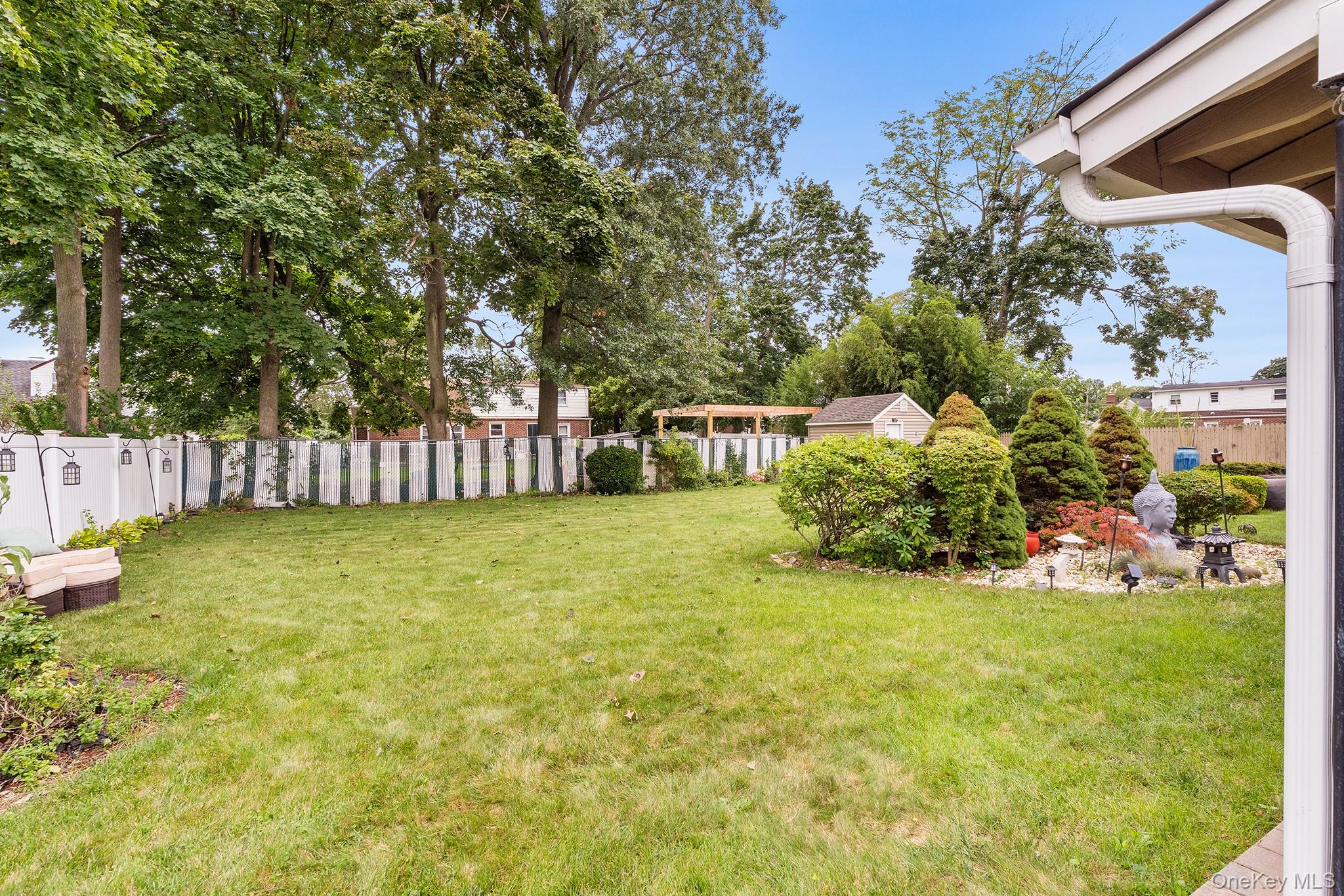 711 Charter Court – For Sale photo 43