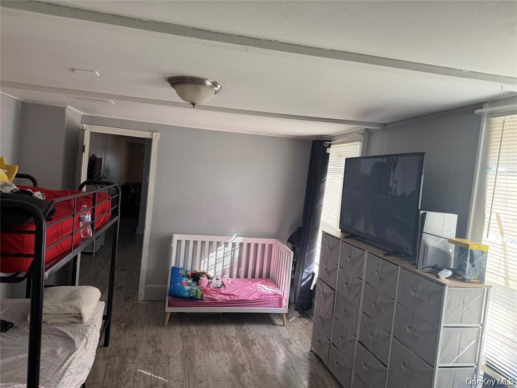 11 – 15 W Main Street, Unit 13 photo 3