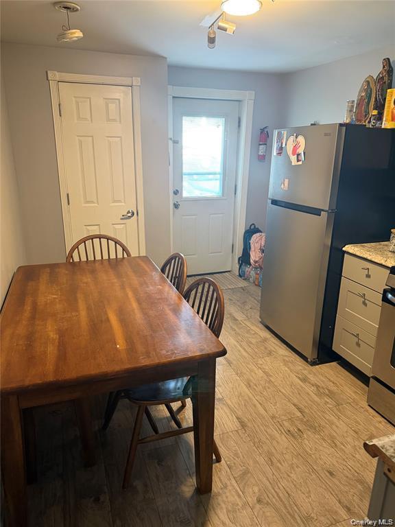 11 – 15 W Main Street, Unit 13 photo 13
