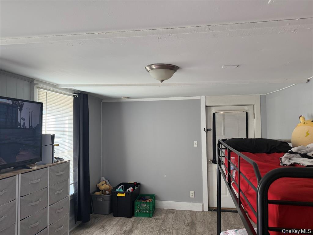11 – 15 W Main Street, Unit 13 photo 4