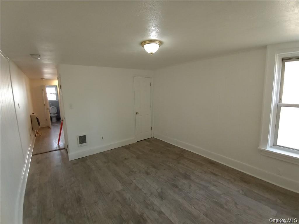 11 – 15 W Main Street, Unit 13 photo 7