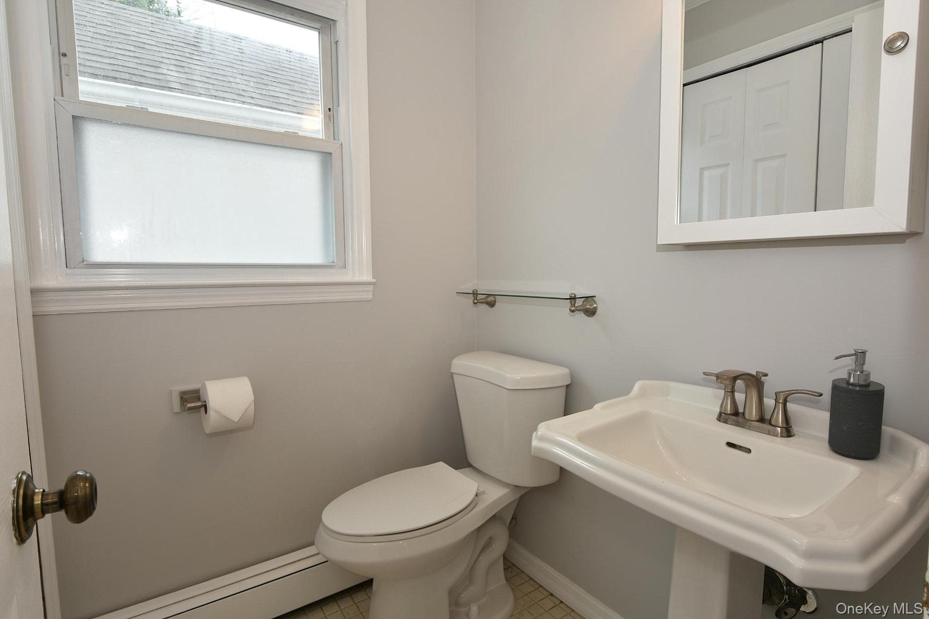 7 Swan Lane – For Sale photo 14