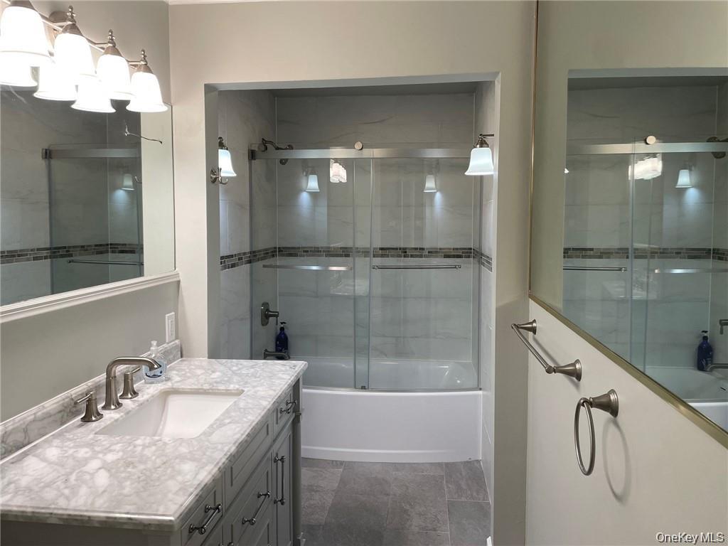 17 Kinderhook Drive – For Rent photo 8