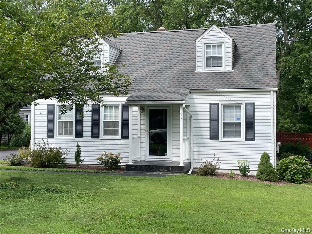 17 Kinderhook Drive – For Rent photo 2
