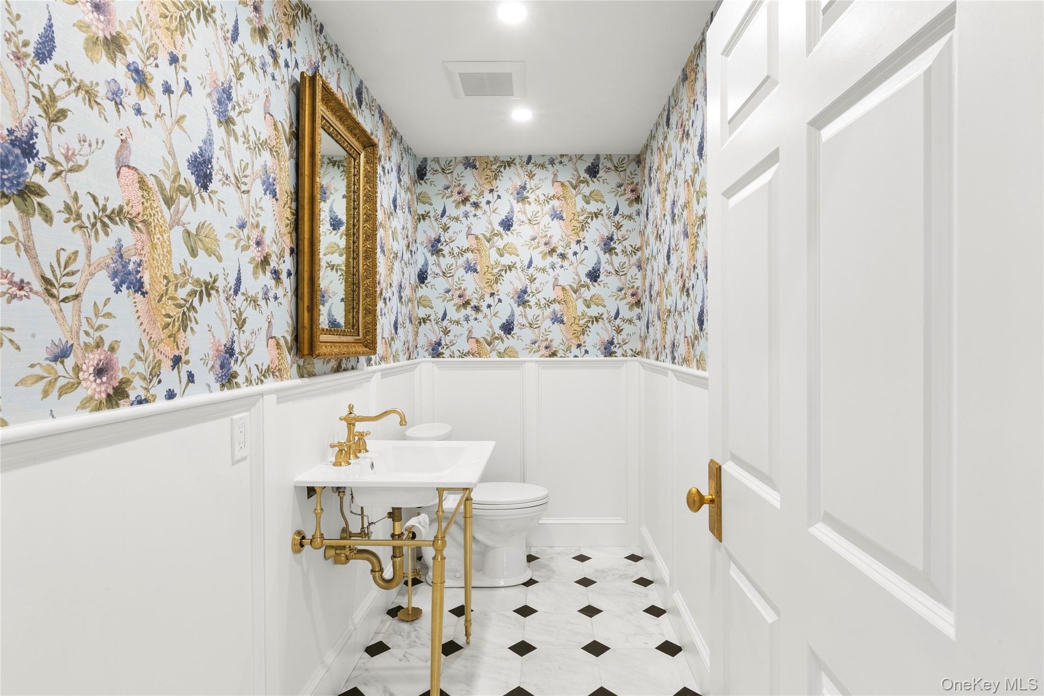 11 Shinnecock Road – For Sale photo 7