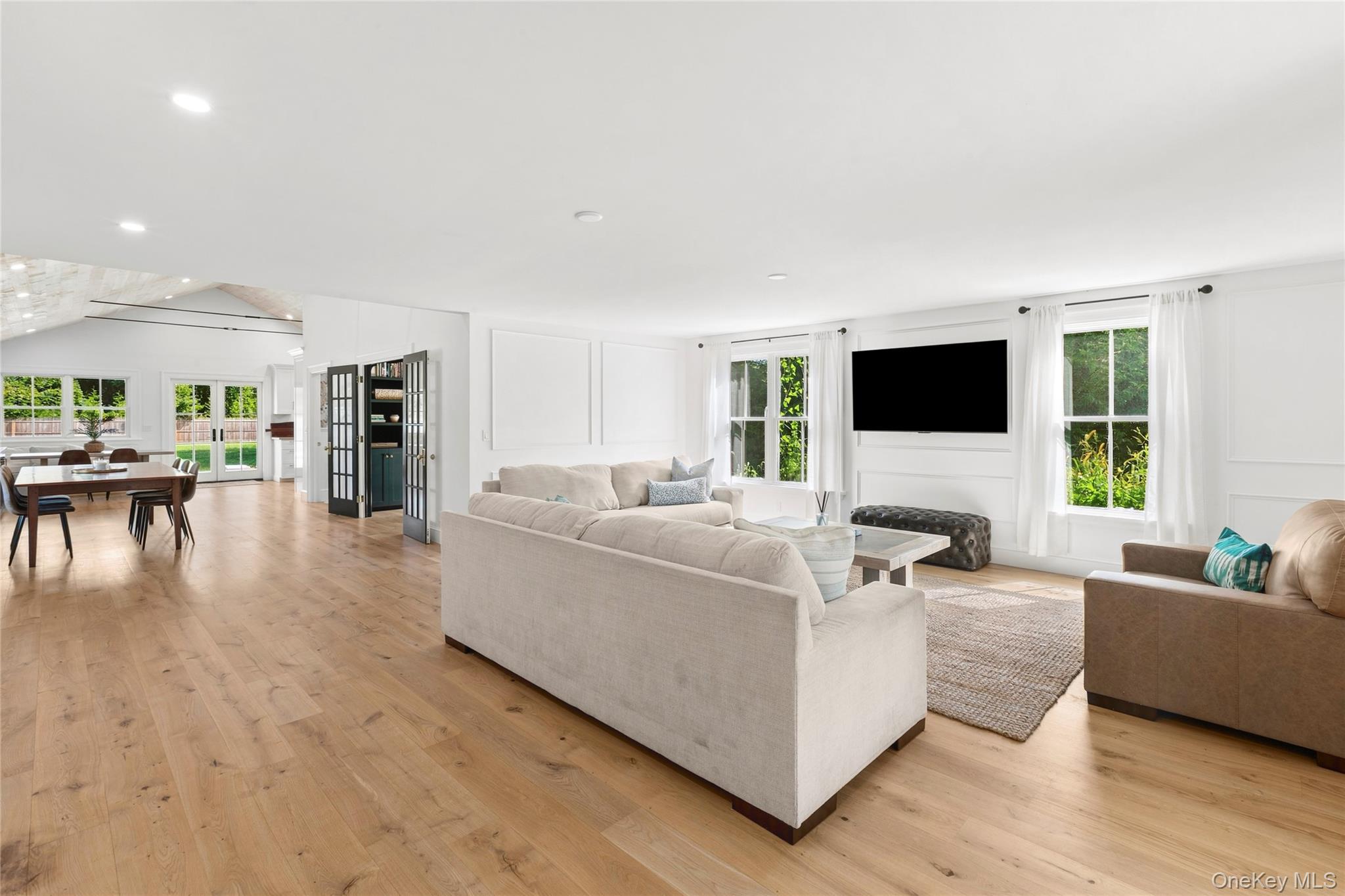 11 Shinnecock Road – For Sale photo 4
