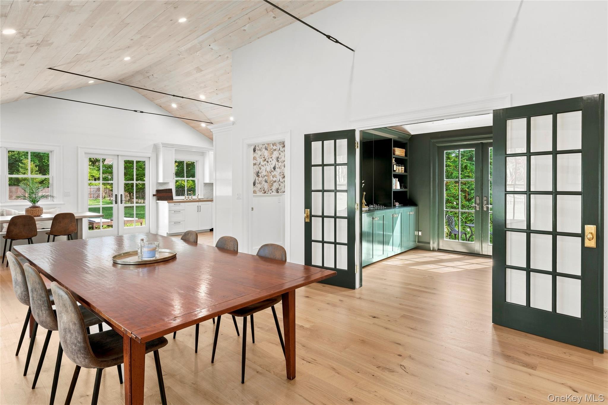 11 Shinnecock Road – For Sale photo 5
