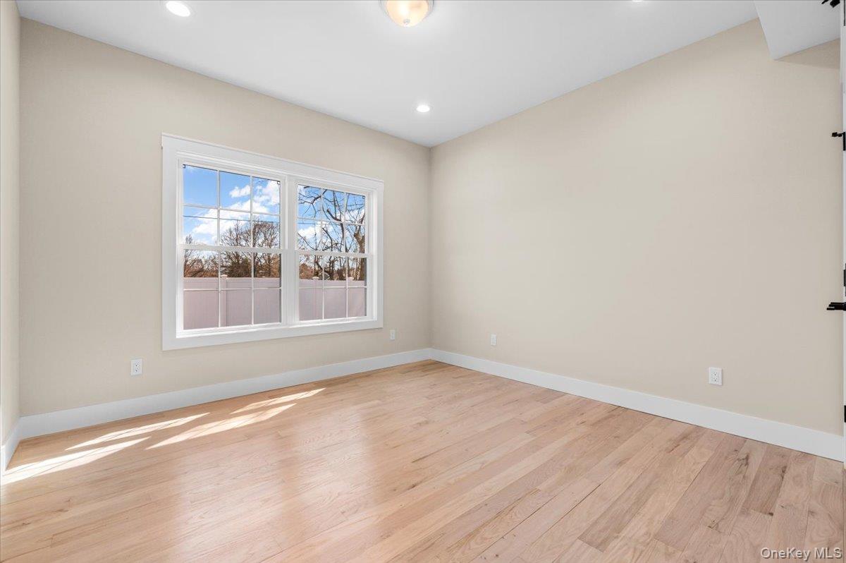 31 Cedar Drive E – For Sale photo 14