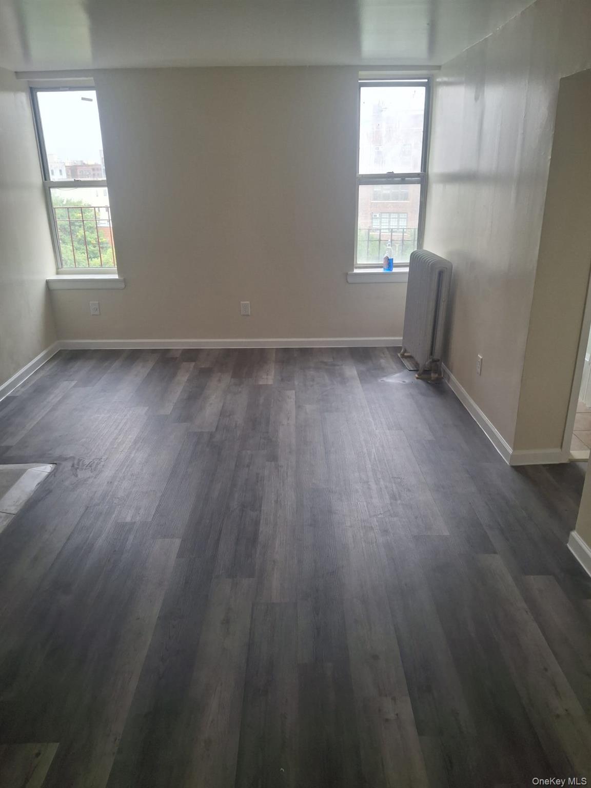 2015 Southern Blvd, Unit 8E photo 8