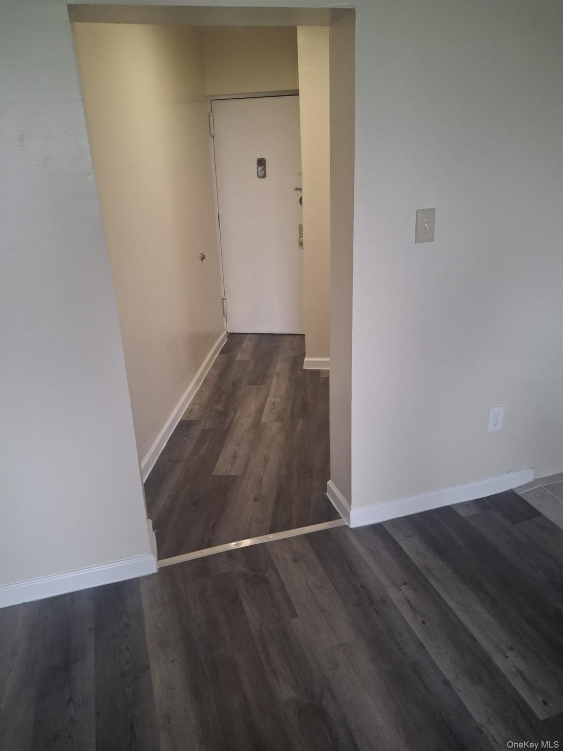 2015 Southern Blvd, Unit 8E photo 6