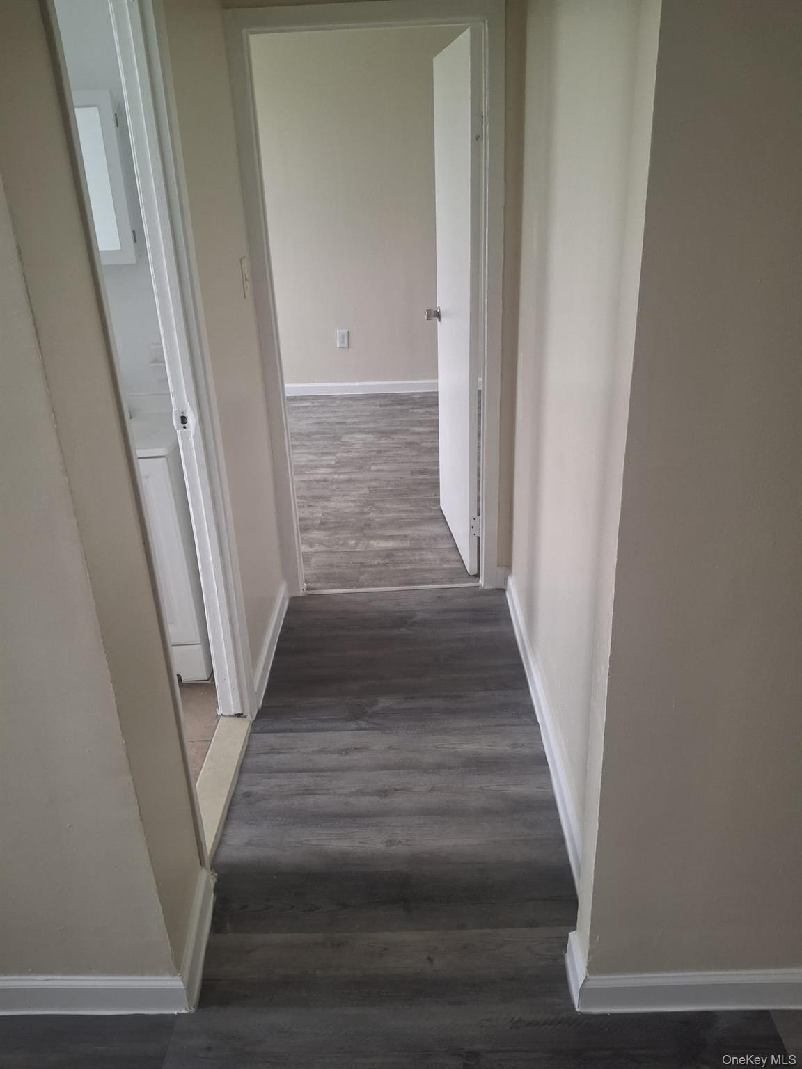 2015 Southern Blvd, Unit 8E photo 7