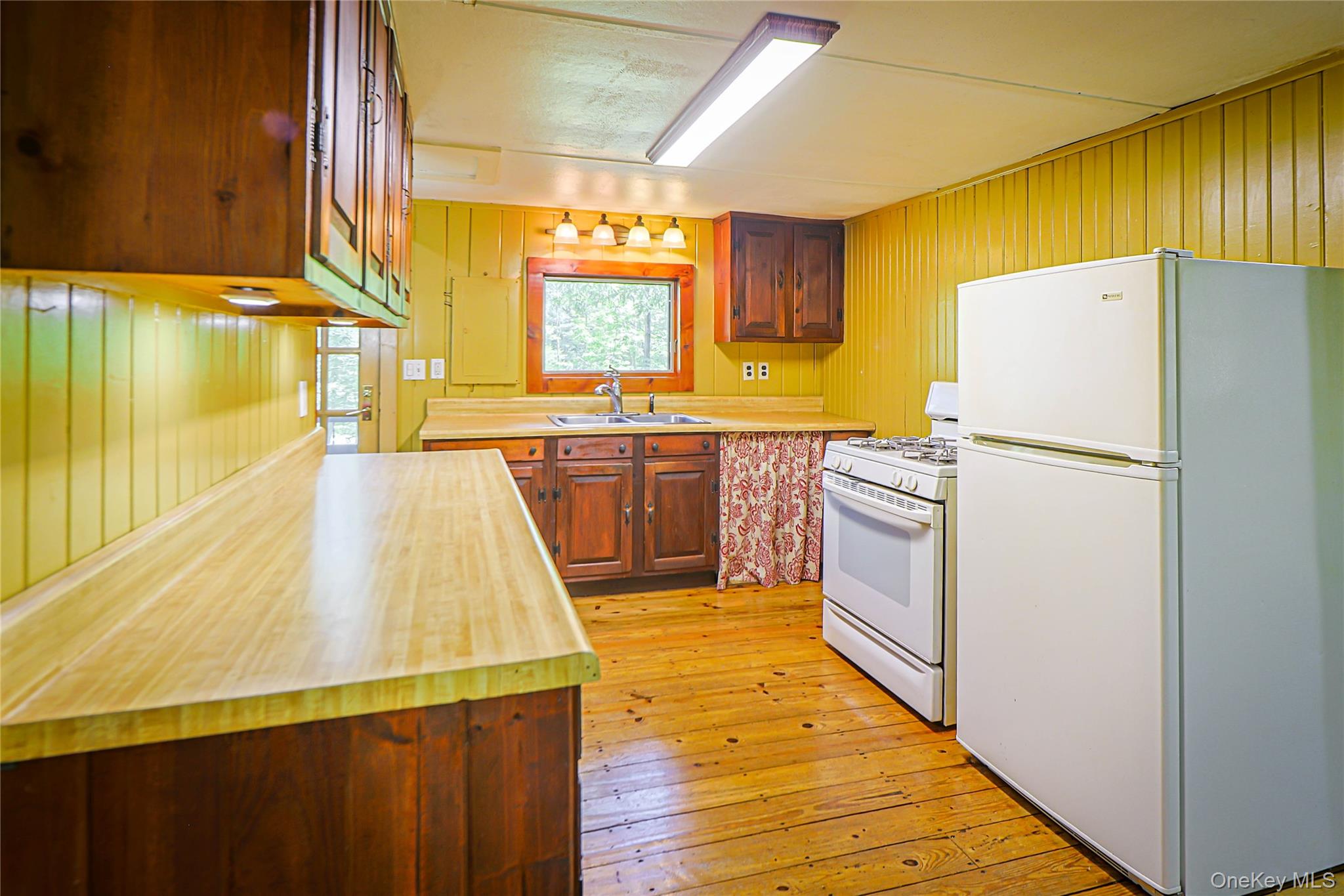 345 Dug Road – For Sale photo 19