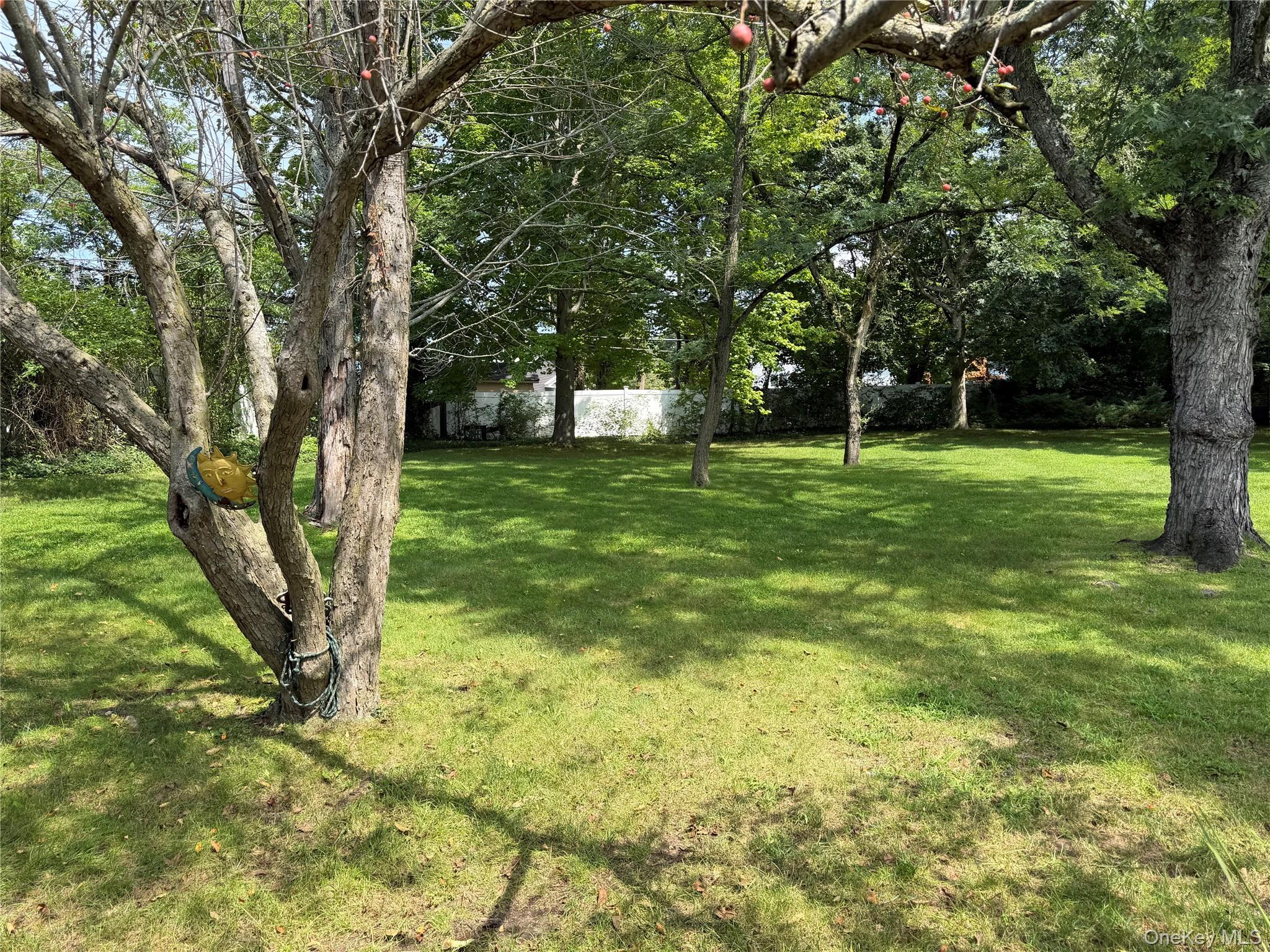 4 E Park Drive – For Sale photo 3