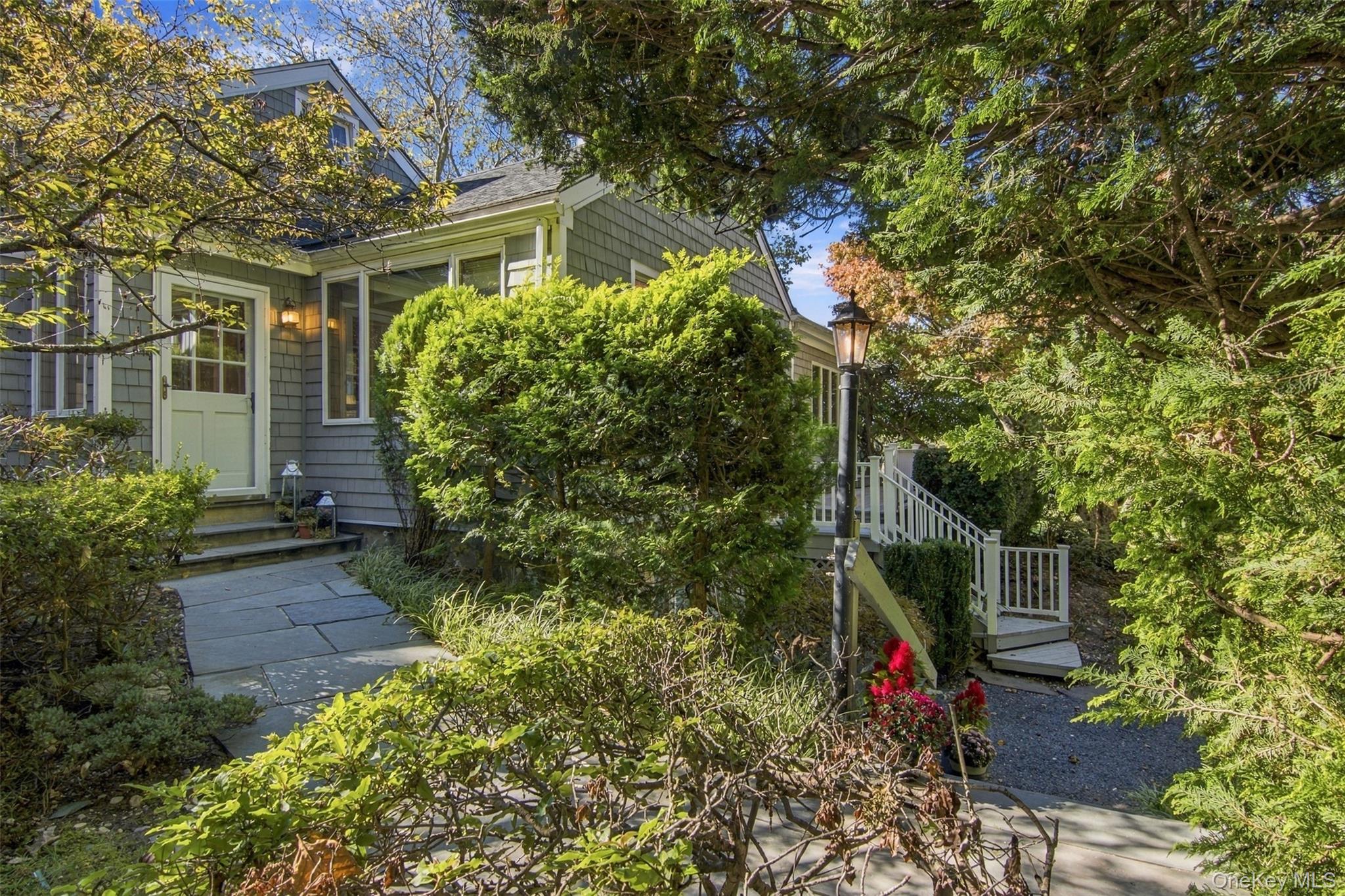 60 Crane Neck Road – For Sale
