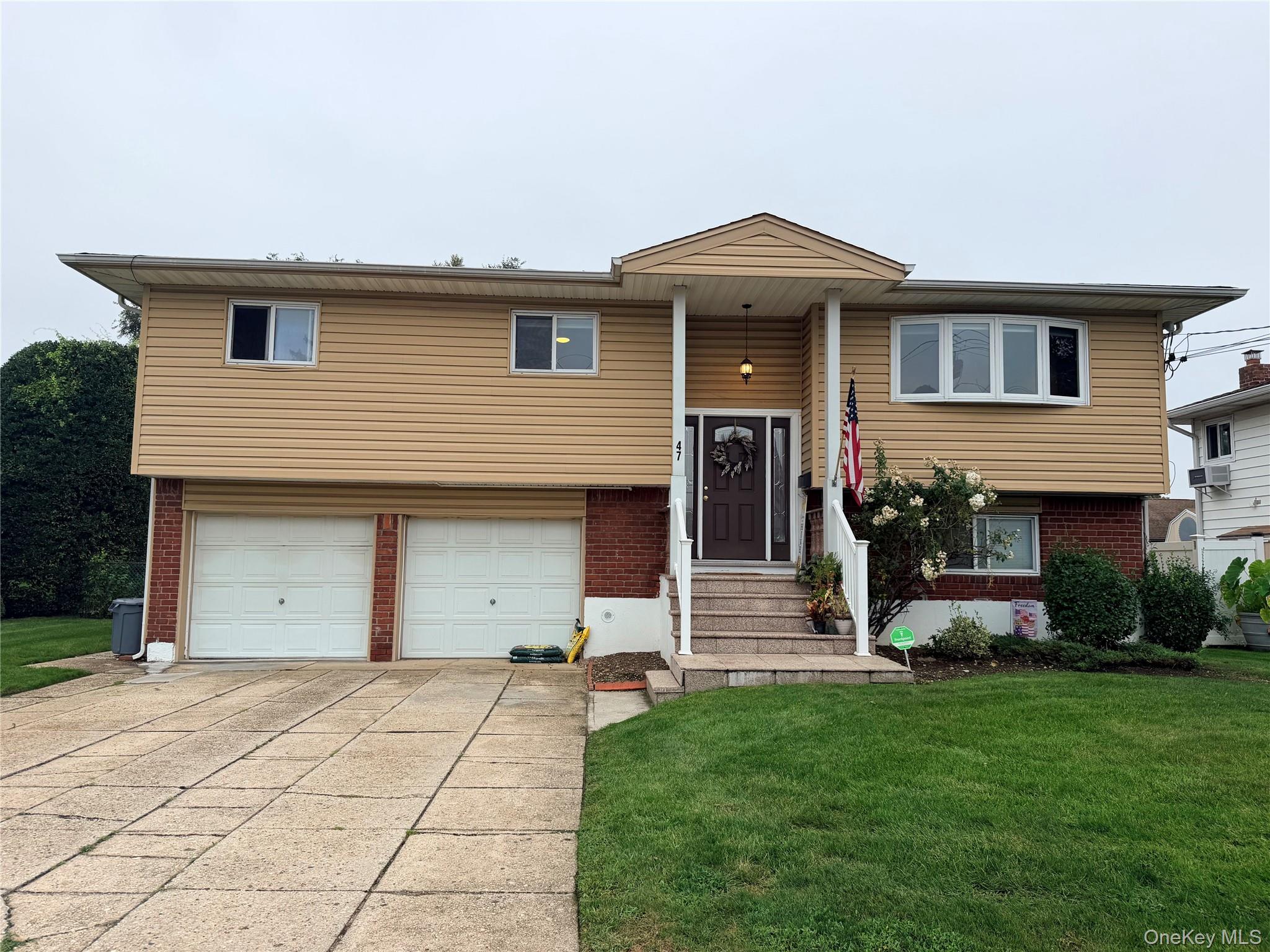 47 Strong Street – For Rent