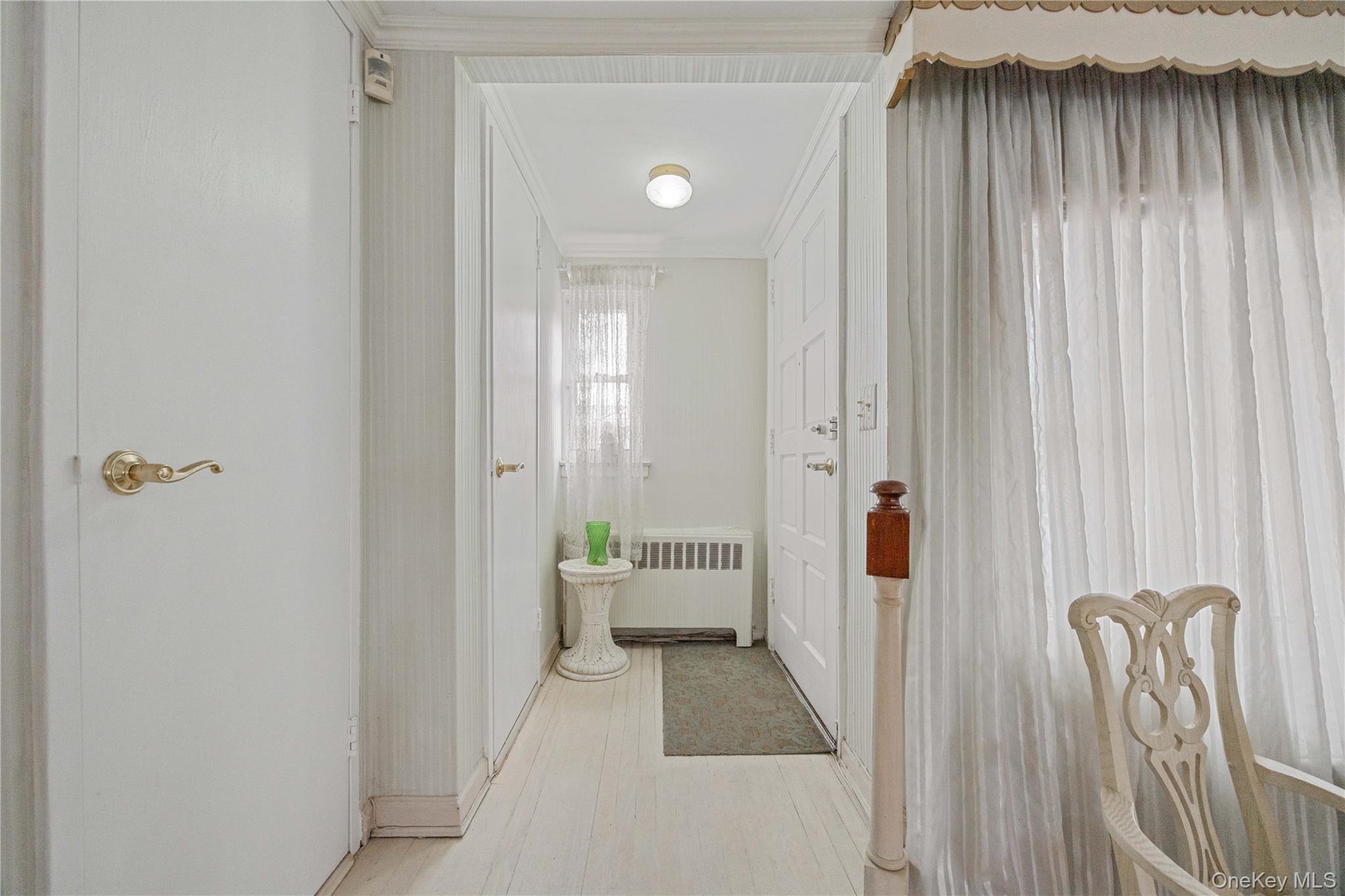 727 Hollywood Avenue – For Sale photo 6