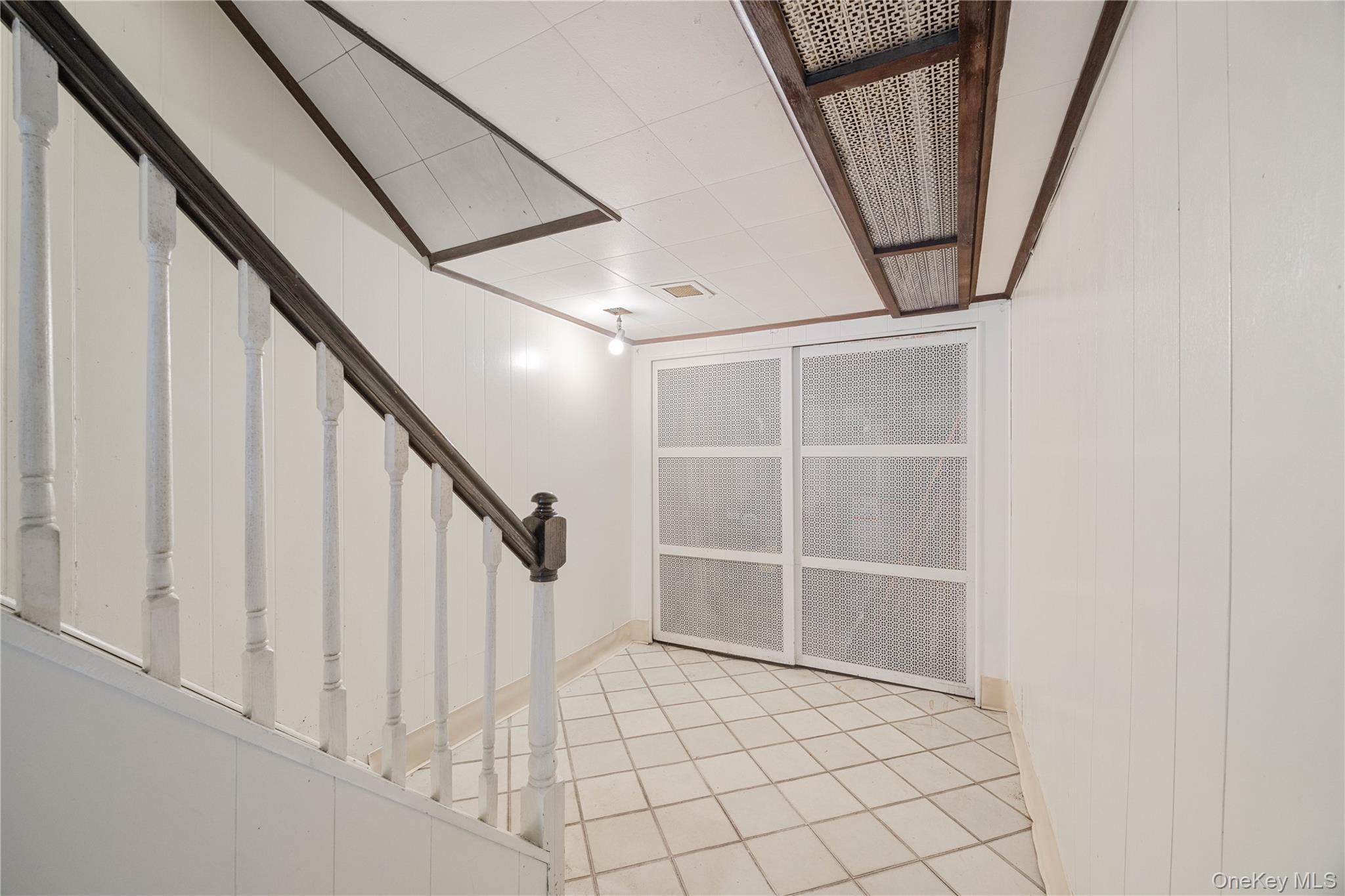 727 Hollywood Avenue – For Sale photo 31