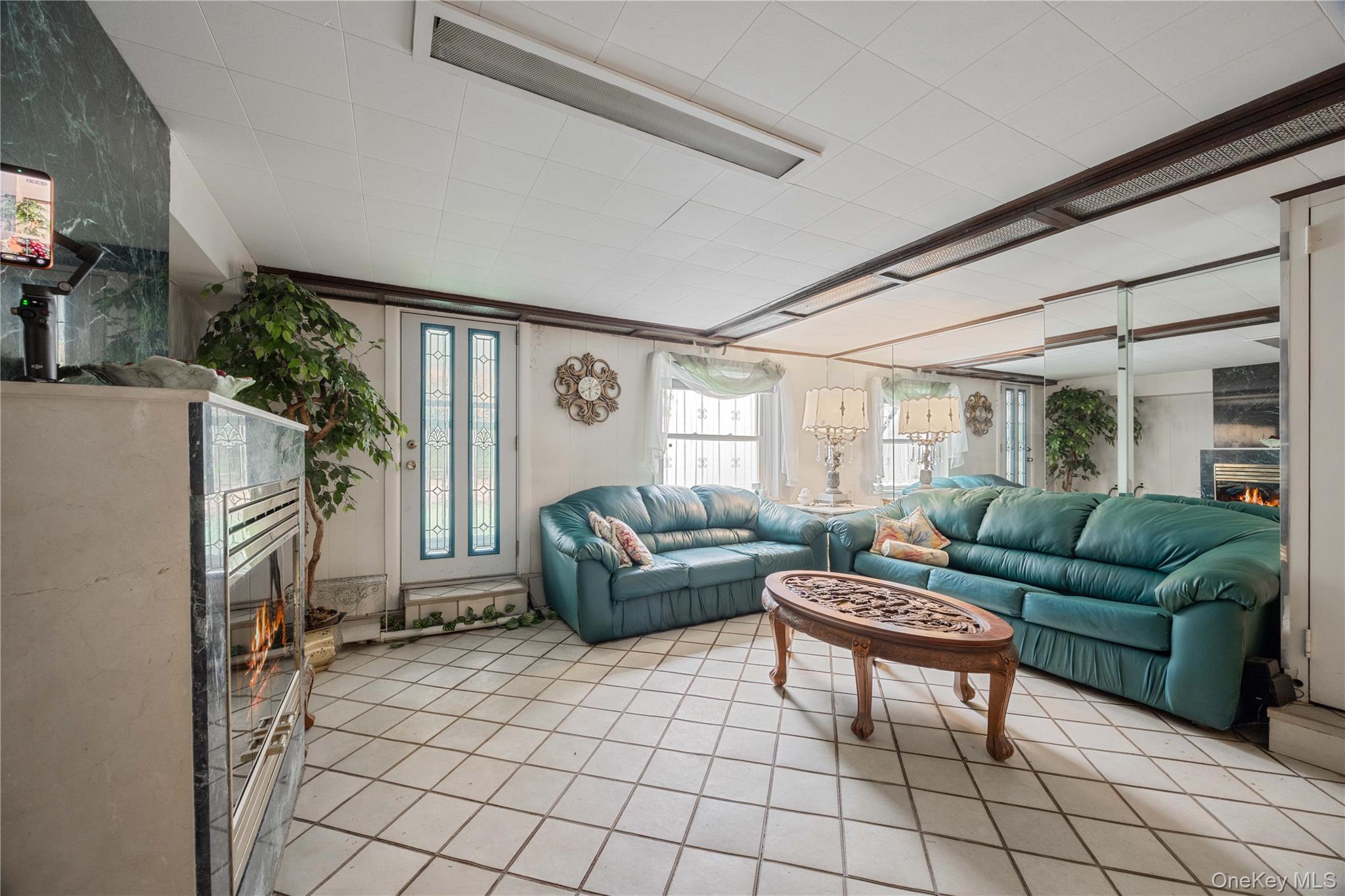 727 Hollywood Avenue – For Sale photo 29