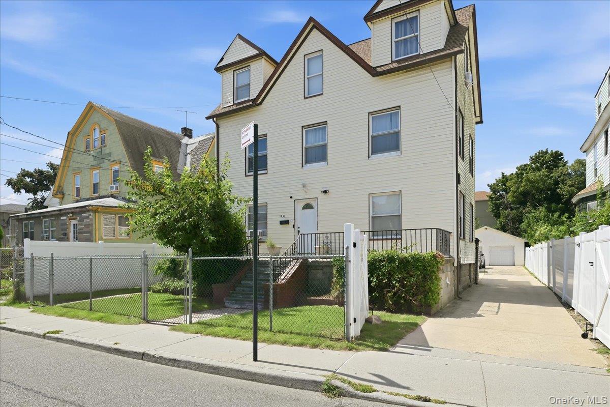 13-51 McBride Street – For Sale
