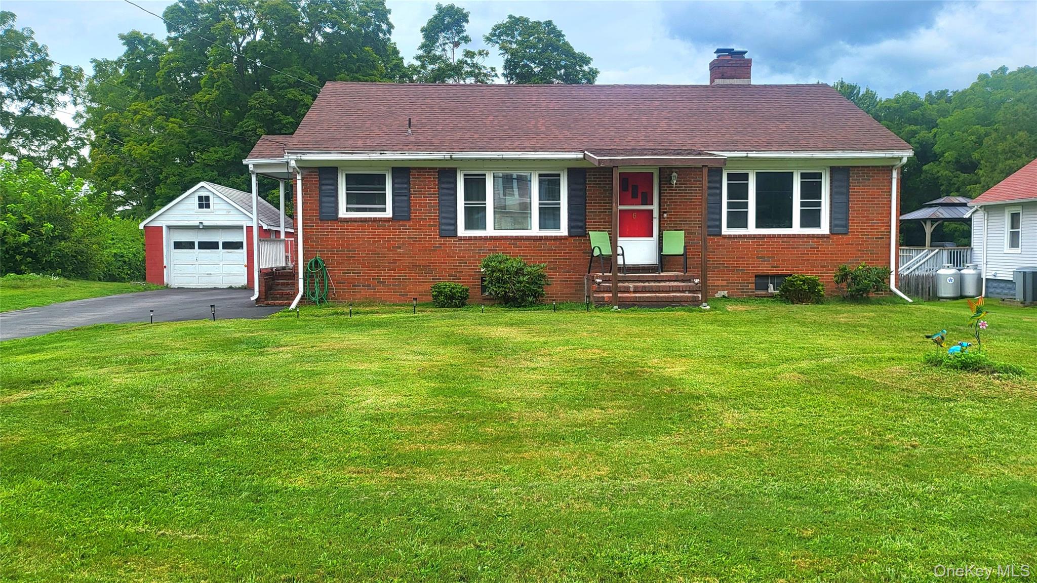 6 Bircher Avenue – For Sale
