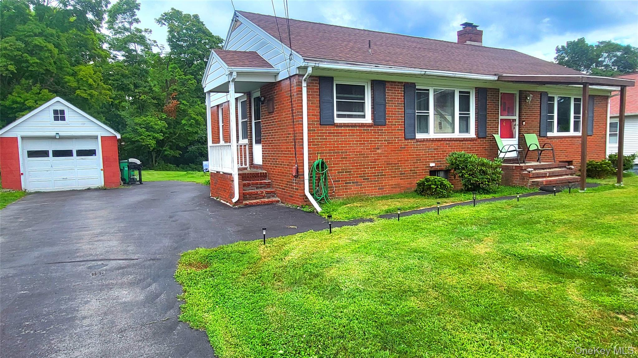 6 Bircher Avenue – For Sale photo 2