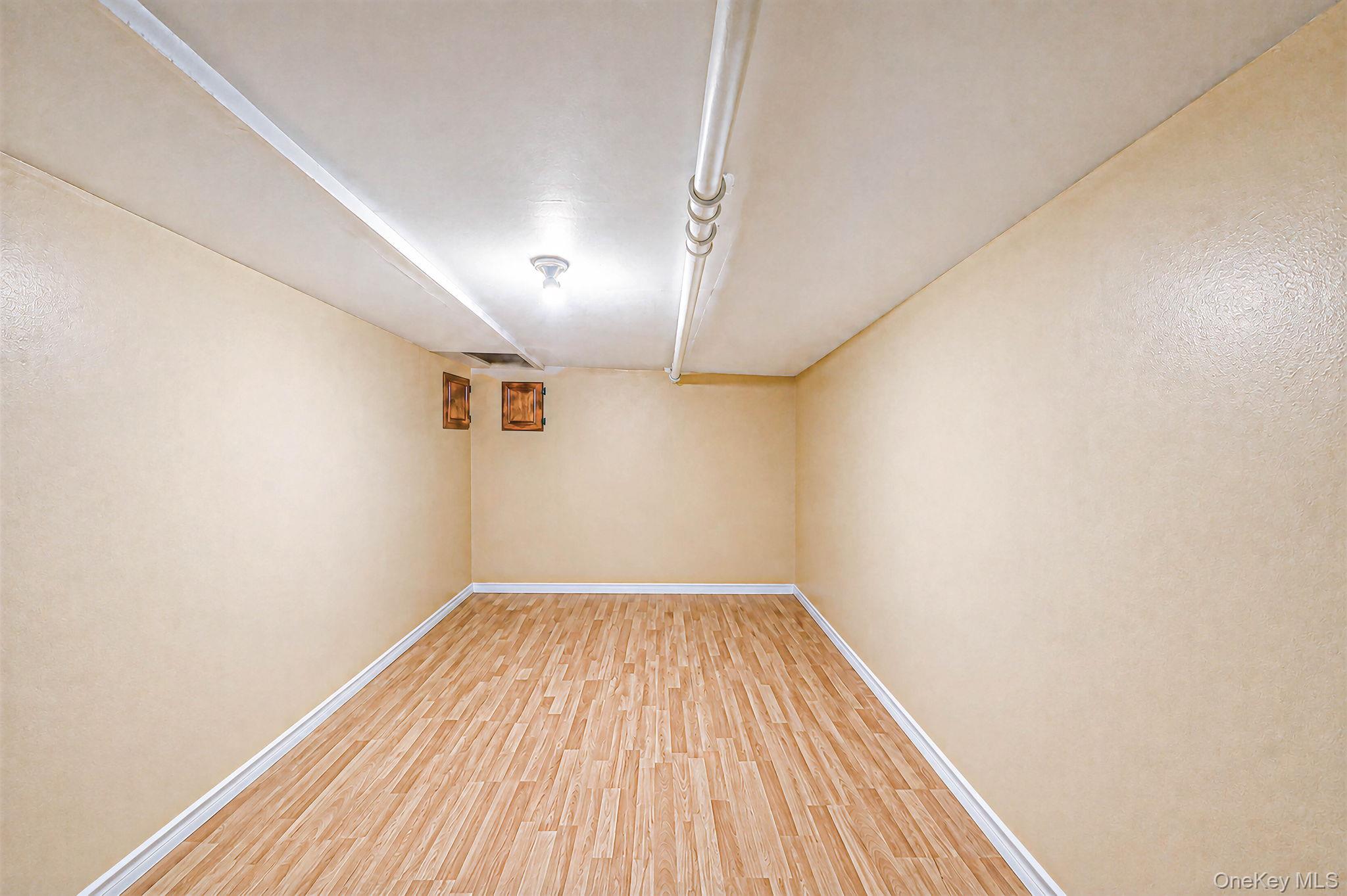 105 Hale Avenue – For Sale photo 27