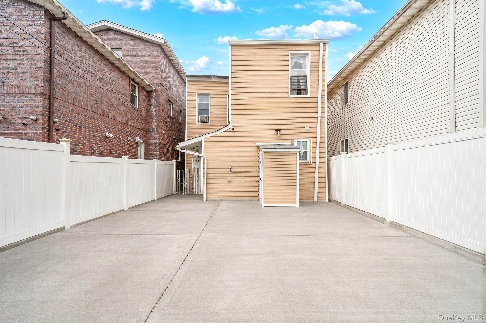 105 Hale Avenue – For Sale photo 31