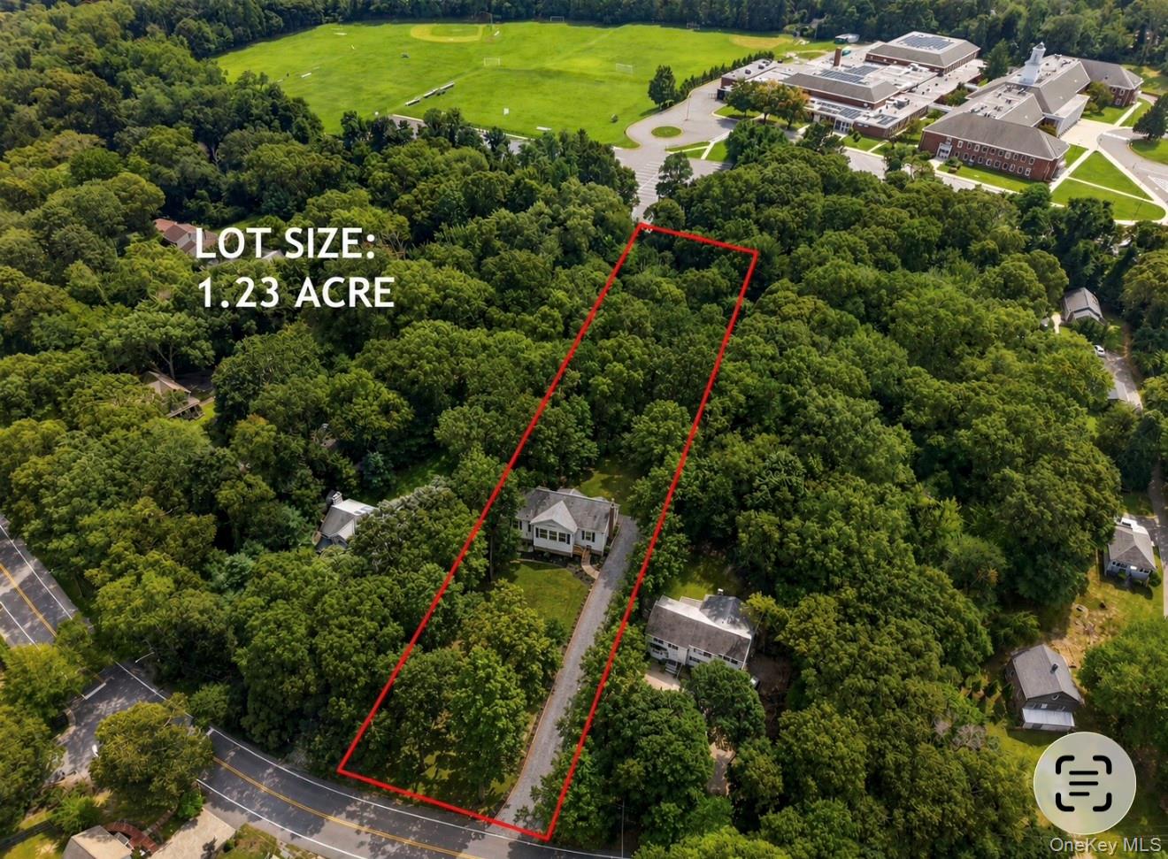 40 Christian Avenue – For Sale photo 2