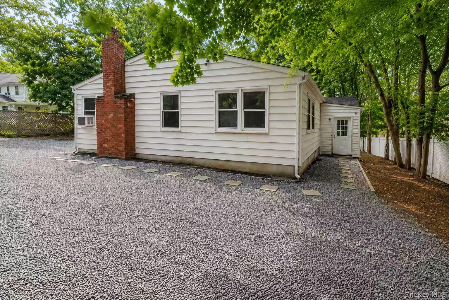 40 Christian Avenue – For Sale photo 8
