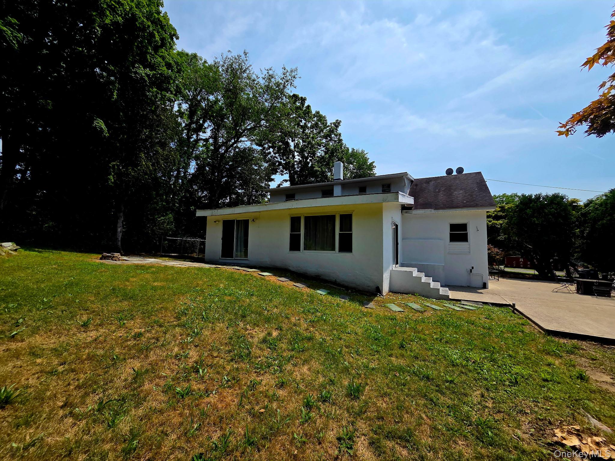 16 Ernest Lane – For Rent photo 6