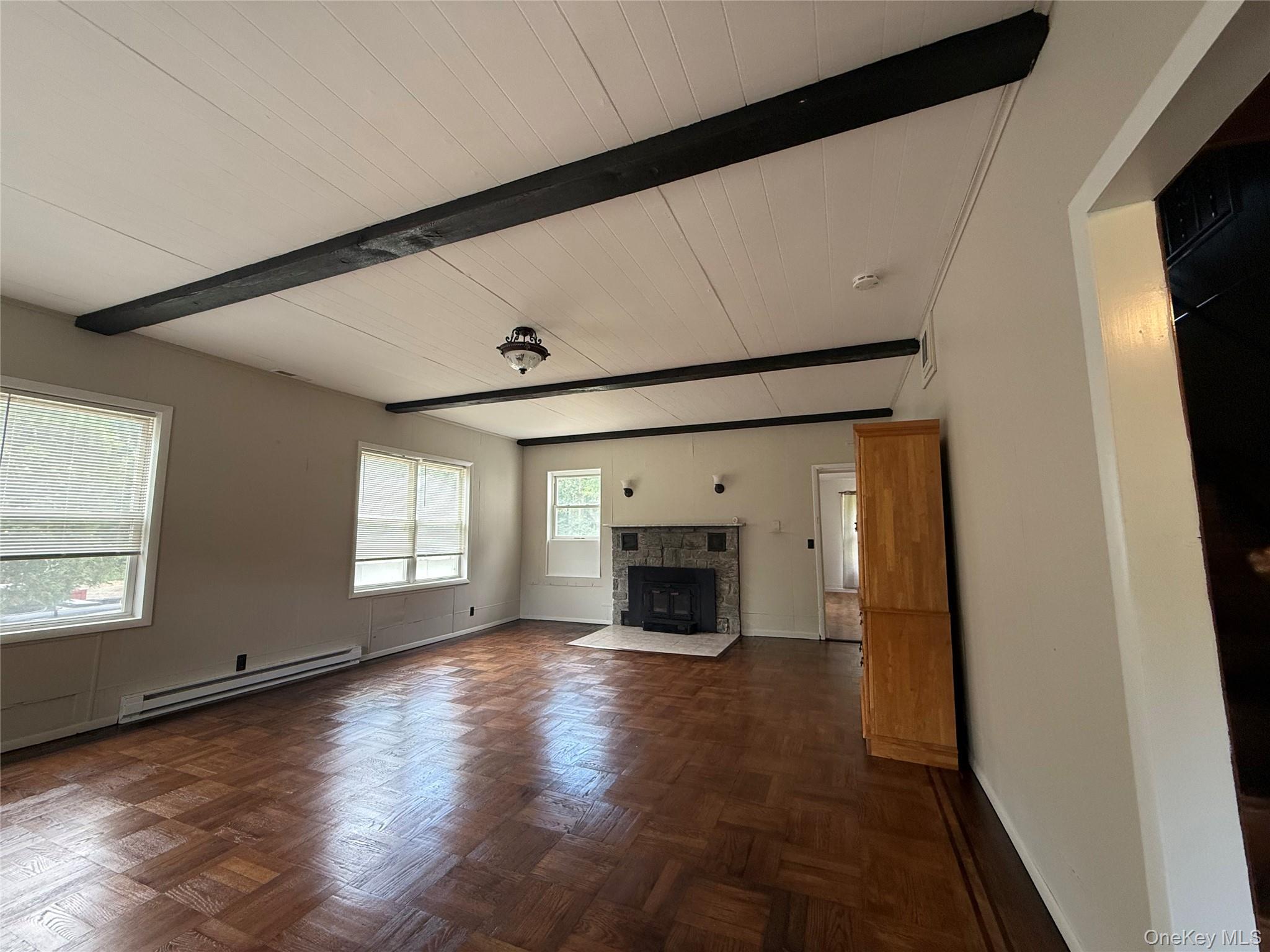 16 Ernest Lane – For Rent photo 7